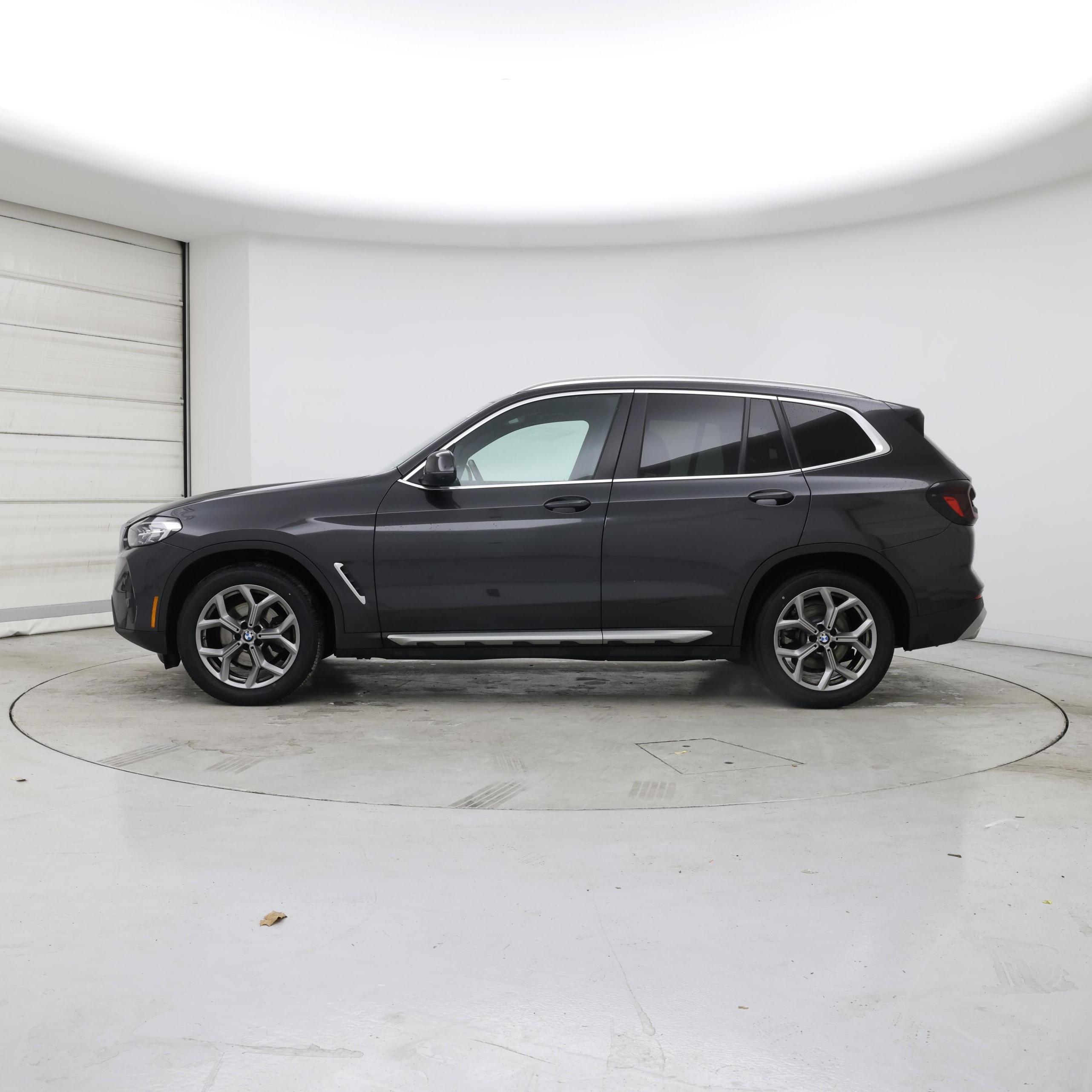 Thumbnail: 2023 BMW X3 - 3