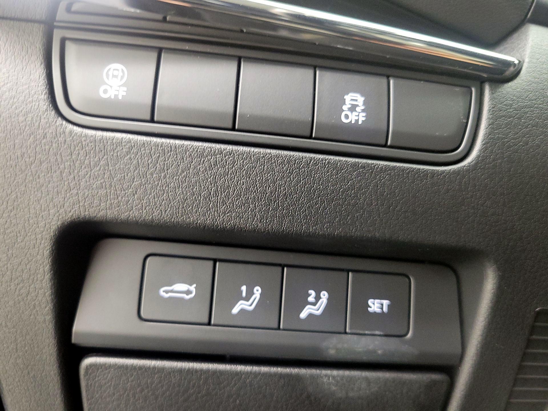 Thumbnail: 2023 Mazda Mazda3 - 13