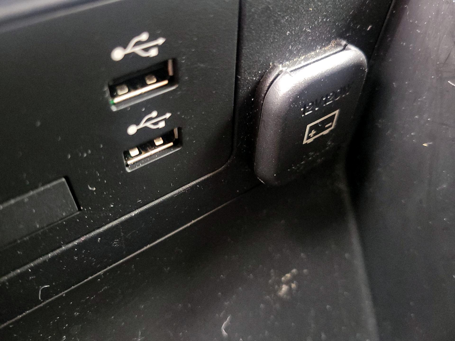 Thumbnail: 2023 Mazda Mazda3 - 18