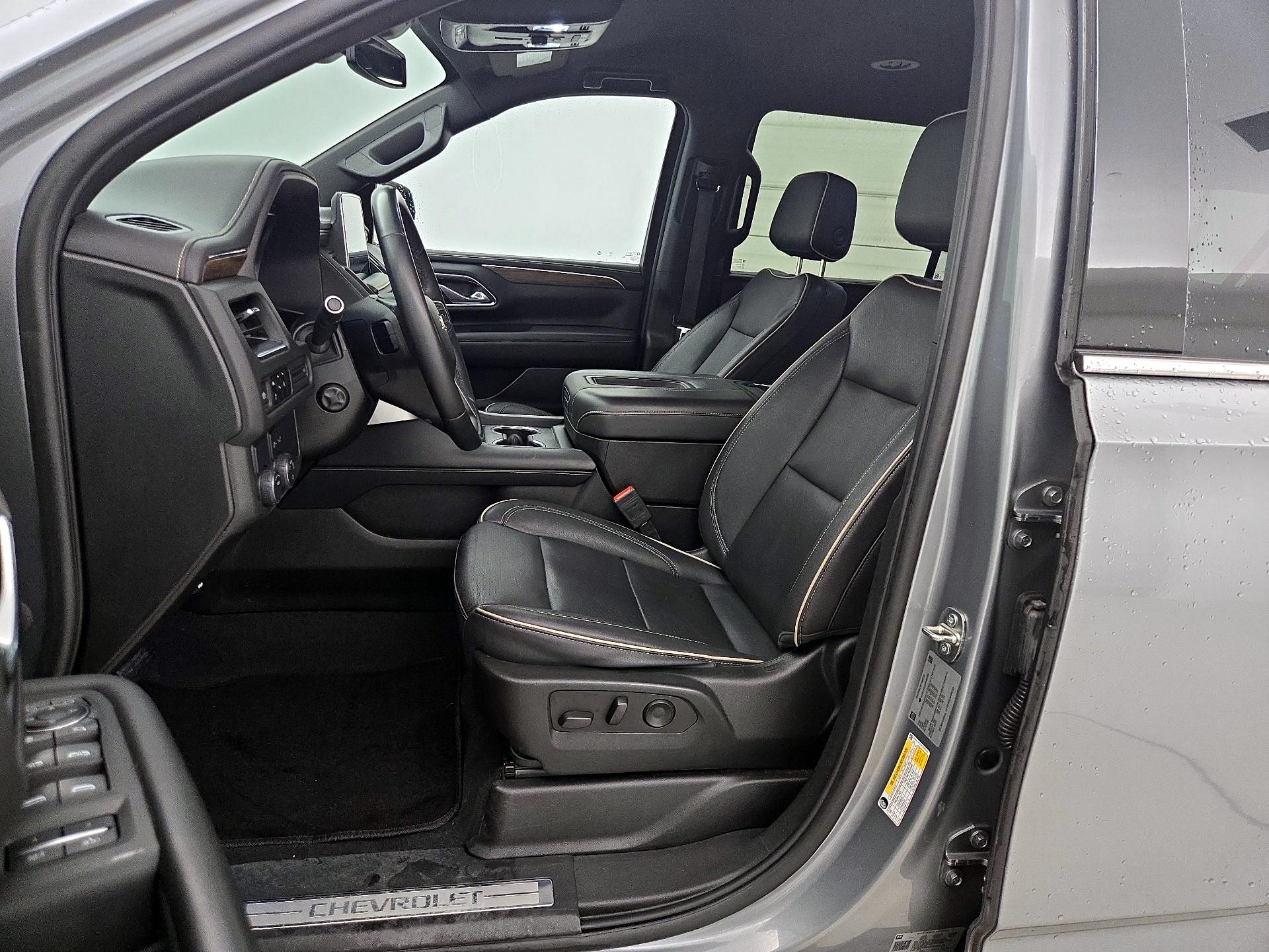 Thumbnail: 2023 Chevrolet Suburban - 11