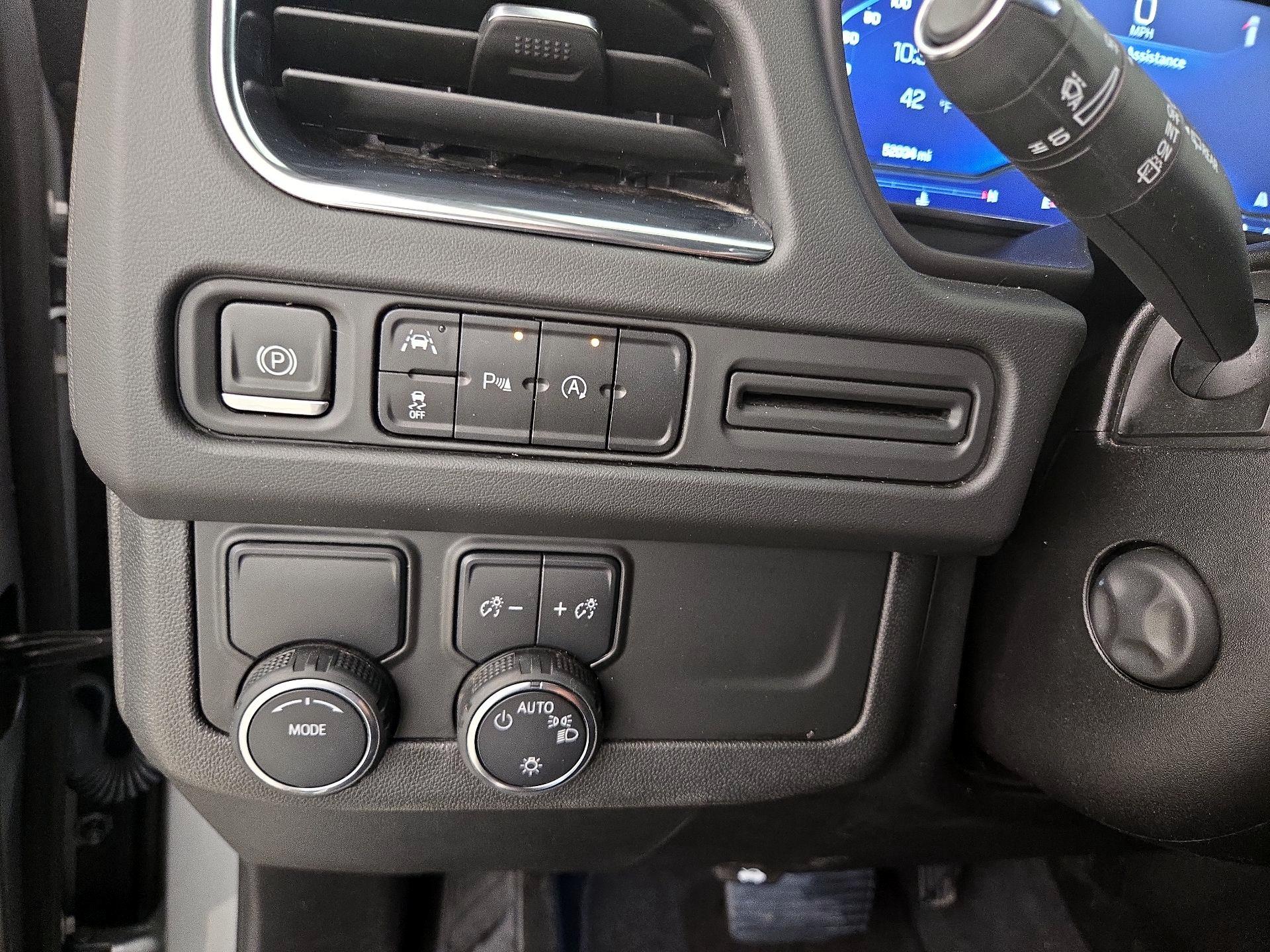 Thumbnail: 2023 Chevrolet Suburban - 13