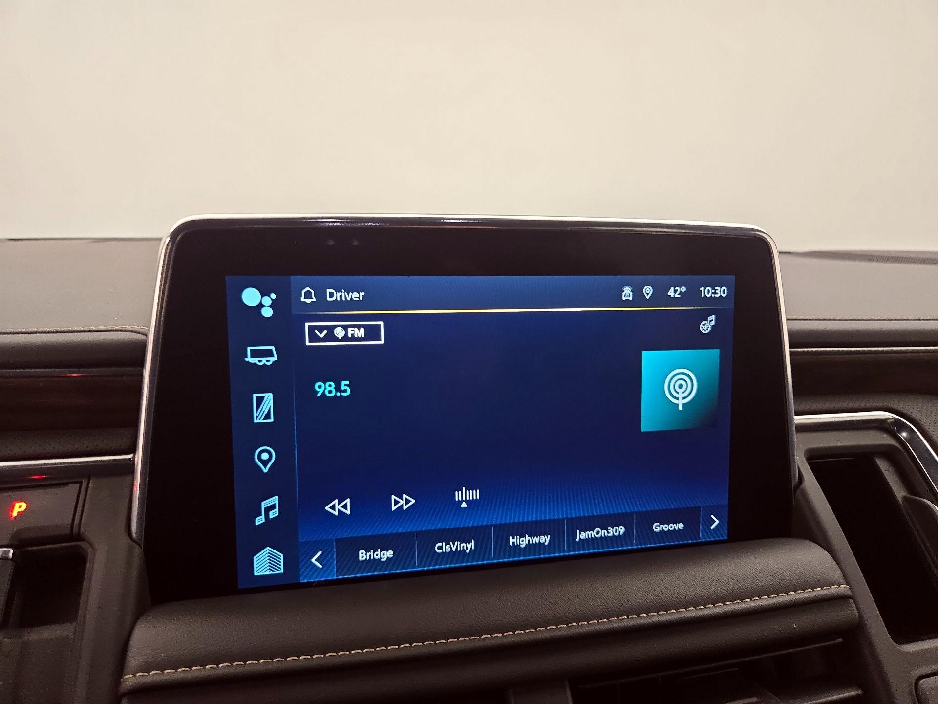 Thumbnail: 2023 Chevrolet Suburban - 15