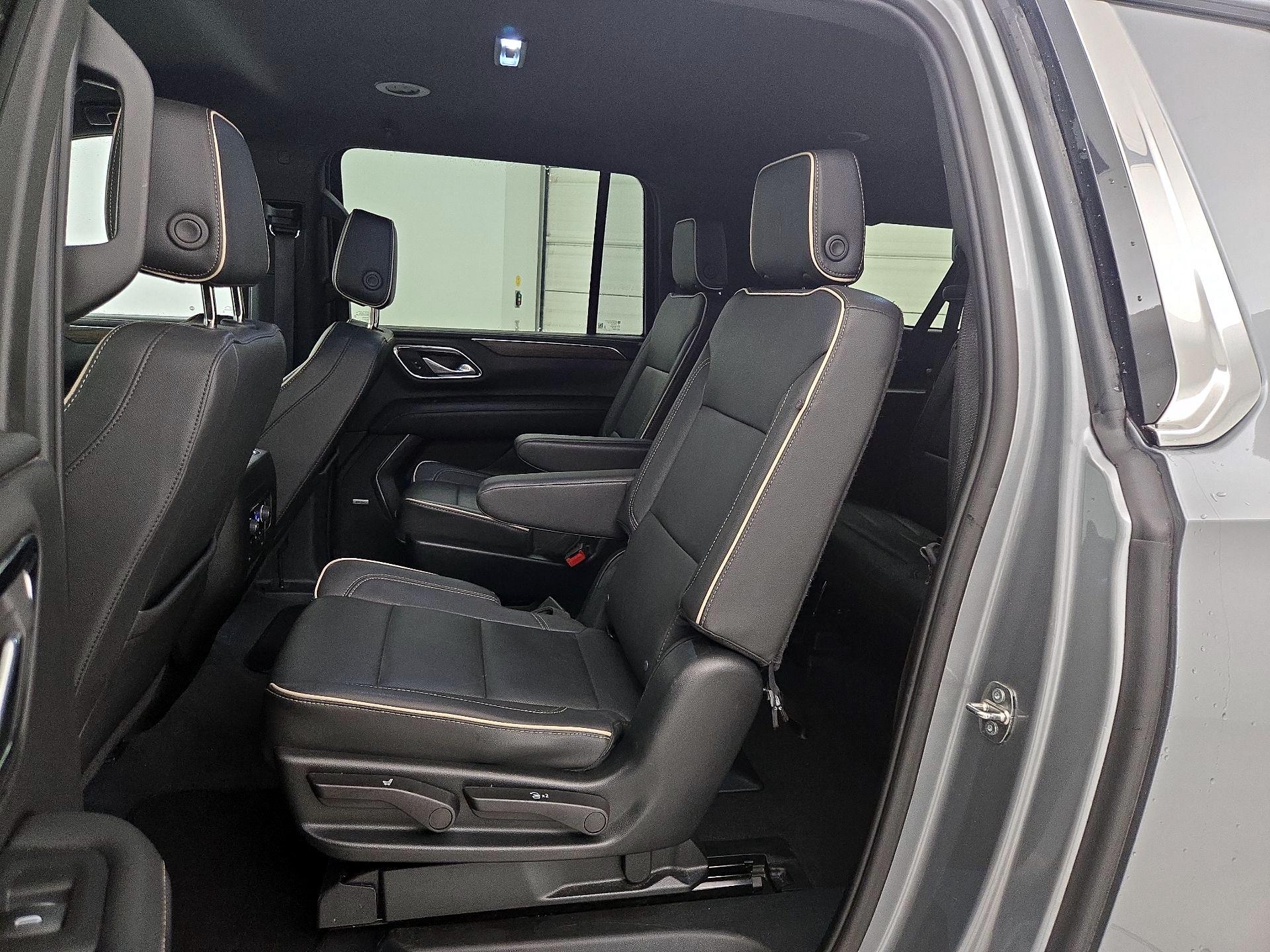 Thumbnail: 2023 Chevrolet Suburban - 19