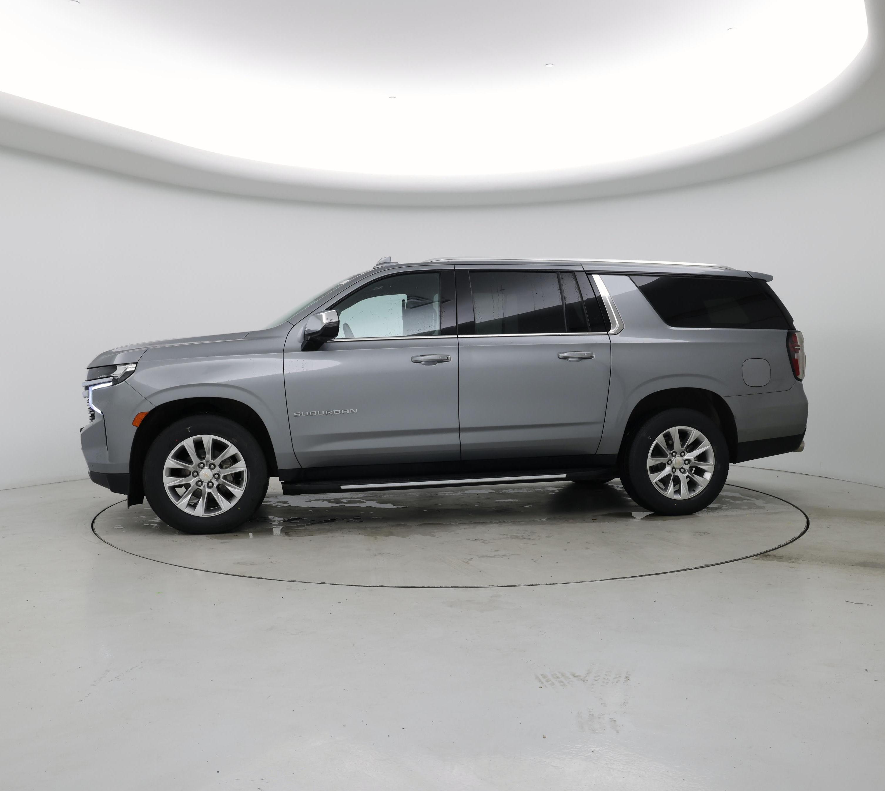 Thumbnail: 2023 Chevrolet Suburban - 3