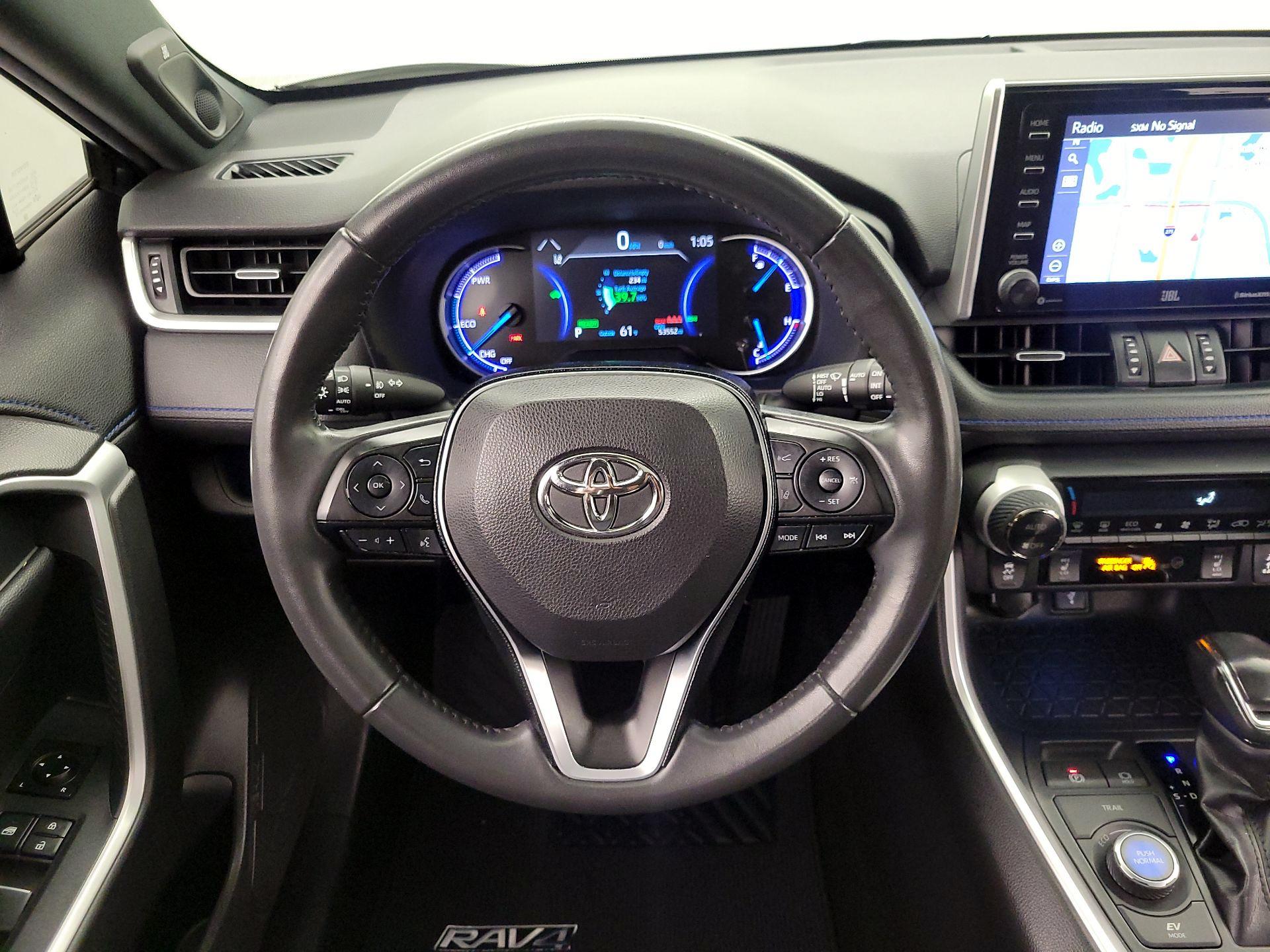 Thumbnail: 2020 Toyota RAV4 - 10