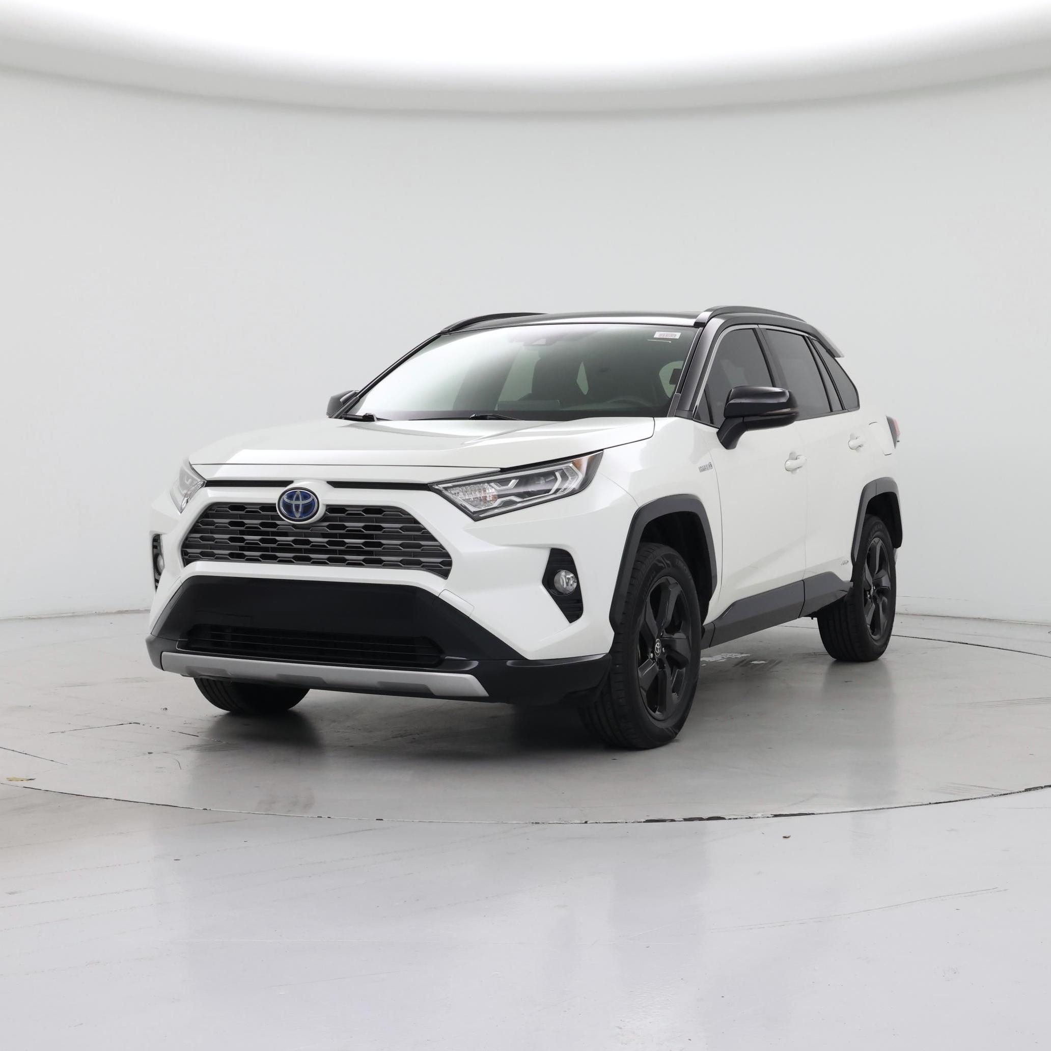 Thumbnail: 2020 Toyota RAV4 - 4