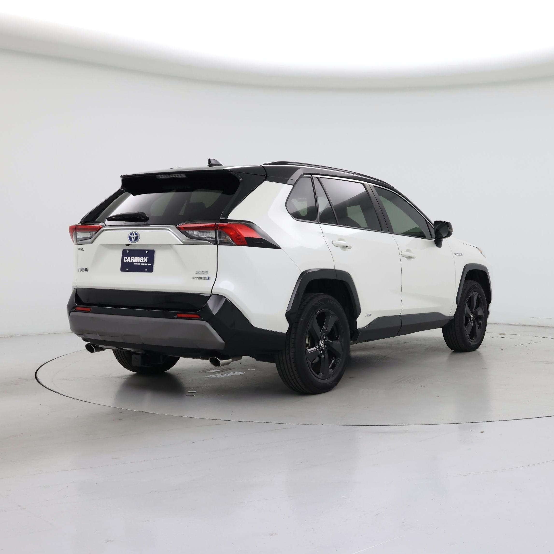 Thumbnail: 2020 Toyota RAV4 - 8