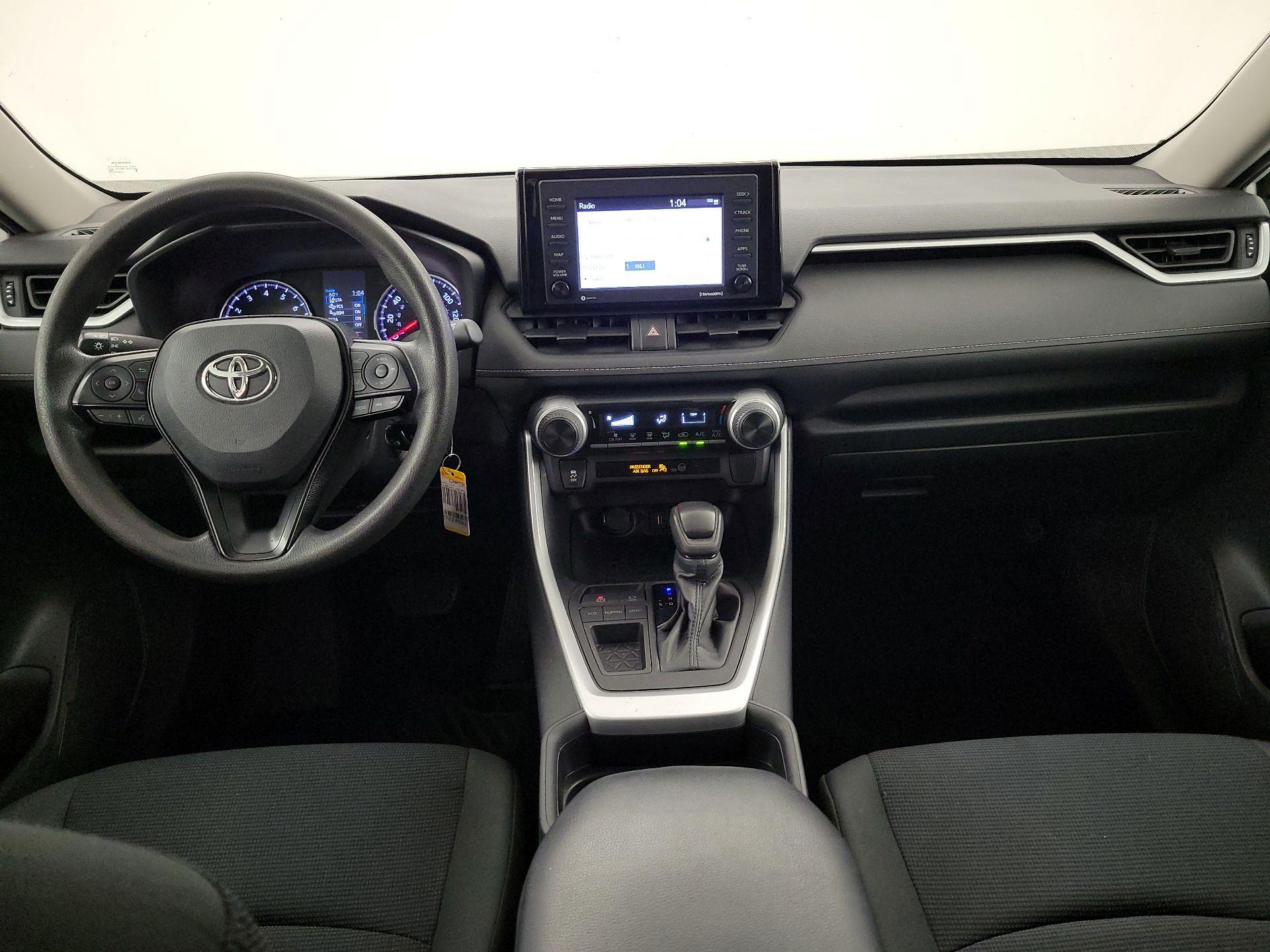 Thumbnail: 2021 Toyota RAV4 - 9