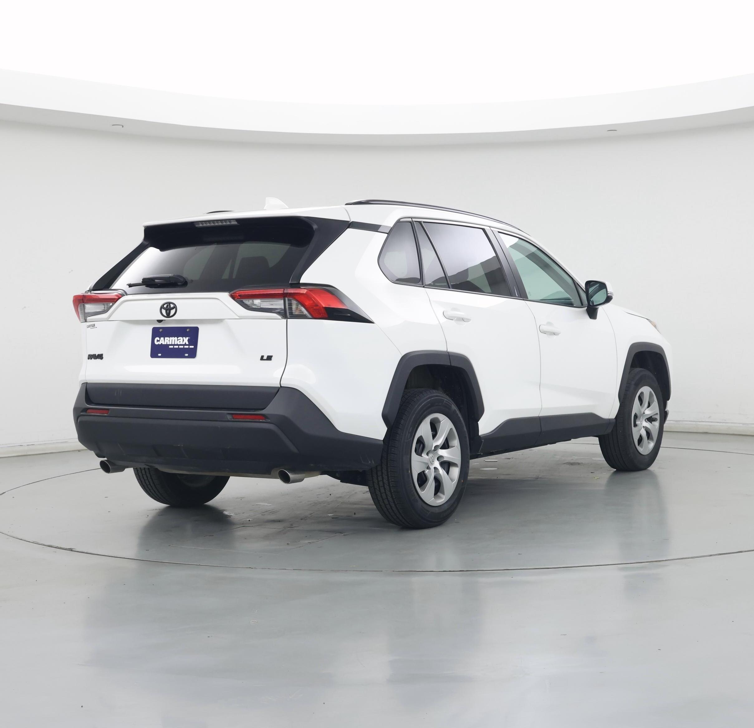 Thumbnail: 2021 Toyota RAV4 - 8