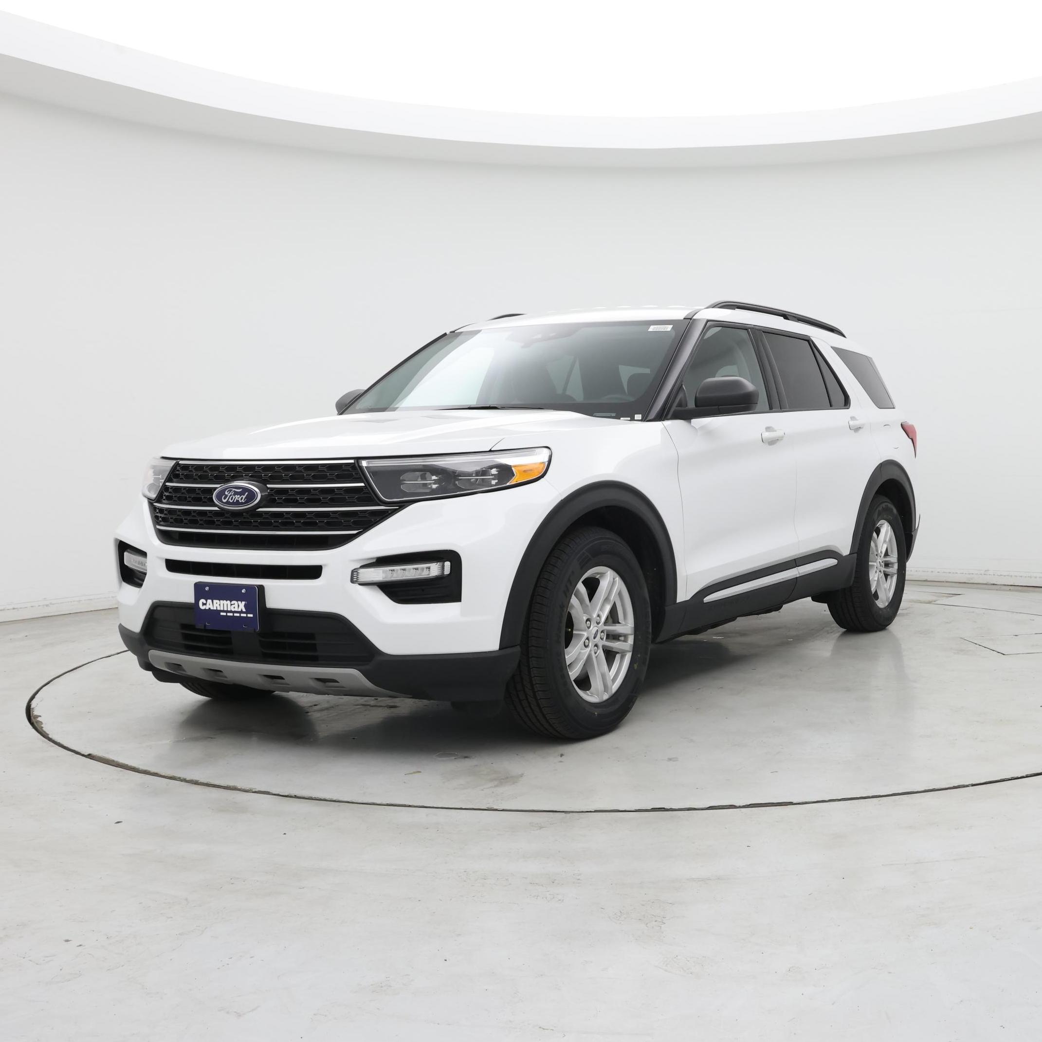Thumbnail: 2023 Ford Explorer - 4
