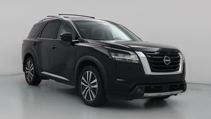 2022 Nissan Pathfinder Platinum Hero Image