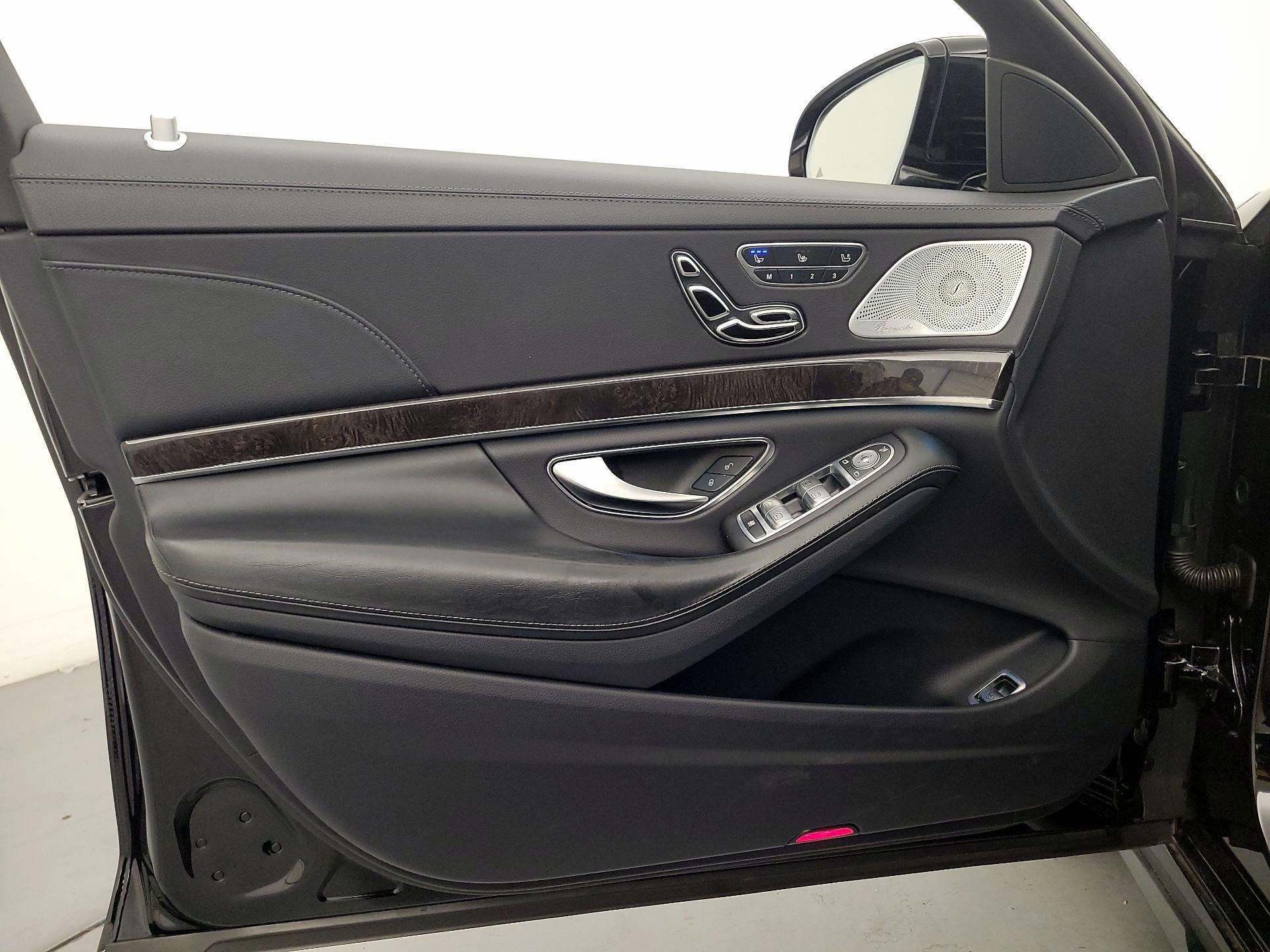Thumbnail: 2019 Mercedes-Benz S-Class - 12