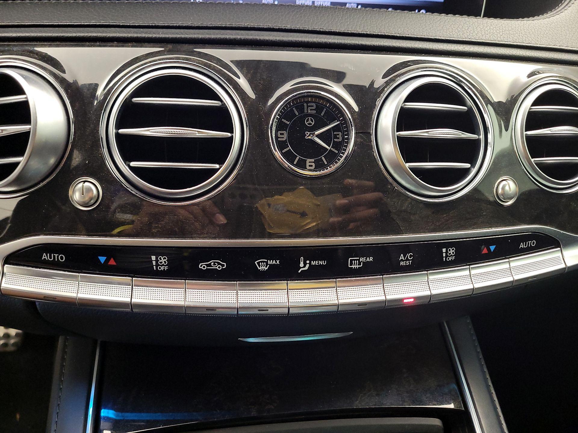 Thumbnail: 2019 Mercedes-Benz S-Class - 17
