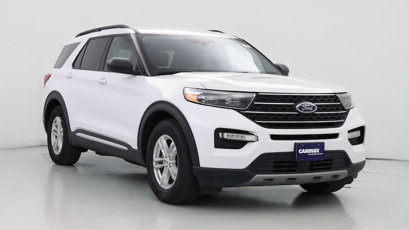 2023 Ford Explorer XLT Hero Image