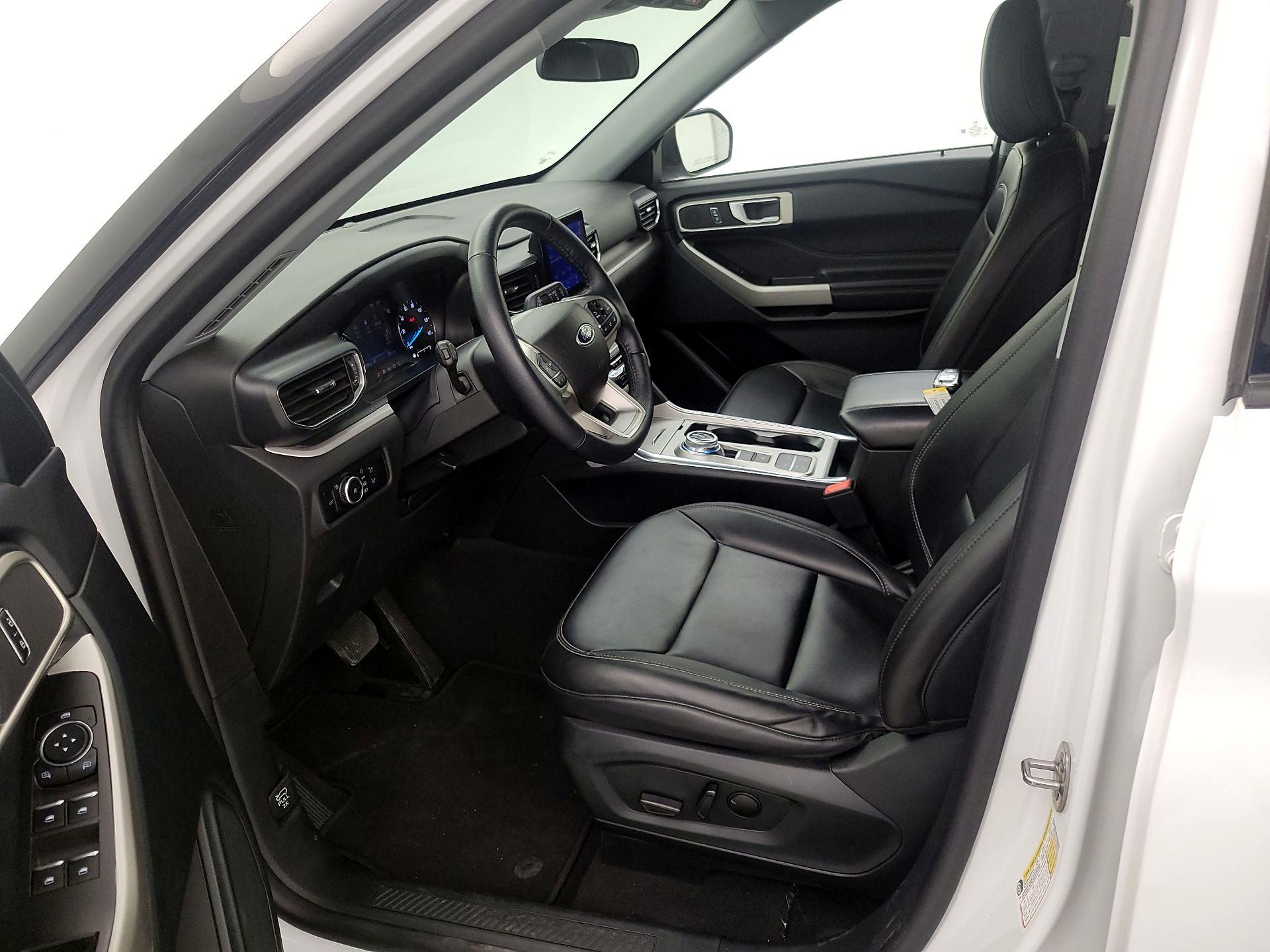 Thumbnail: 2023 Ford Explorer - 11