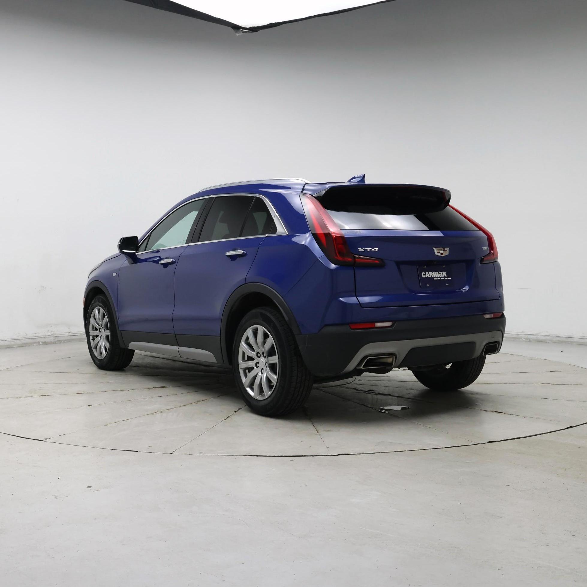 Thumbnail: 2023 Cadillac XT4 - 2