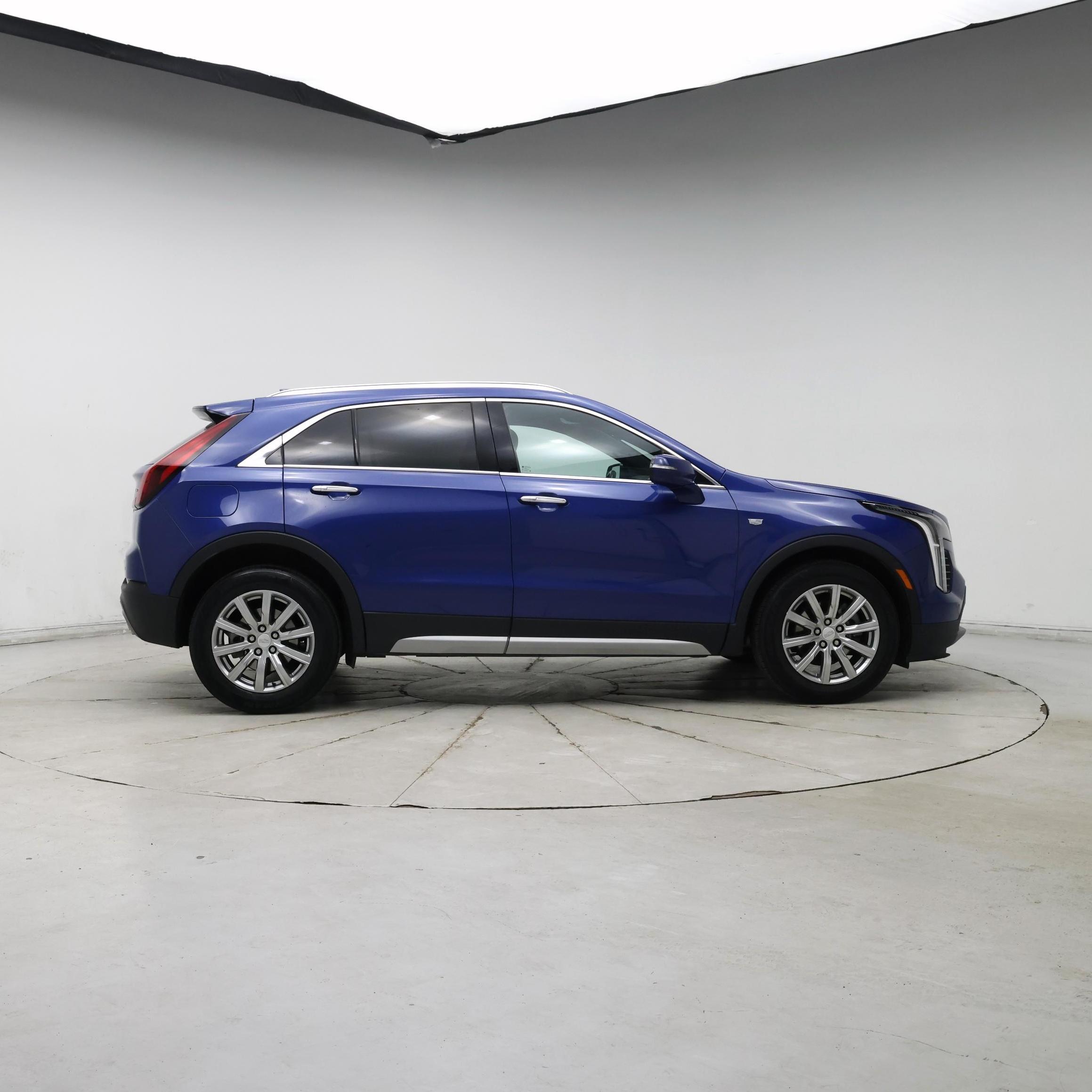 Thumbnail: 2023 Cadillac XT4 - 7
