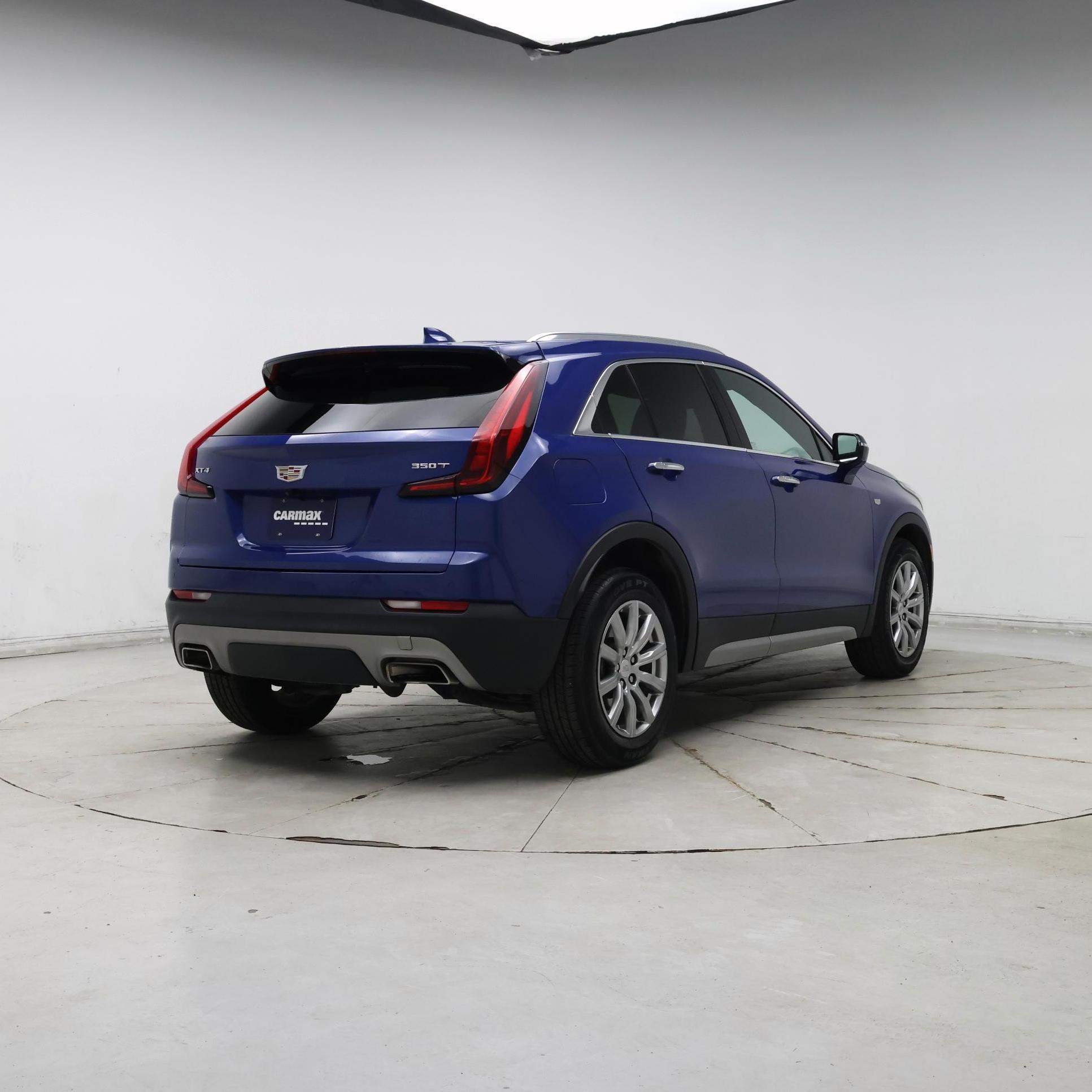 Thumbnail: 2023 Cadillac XT4 - 8