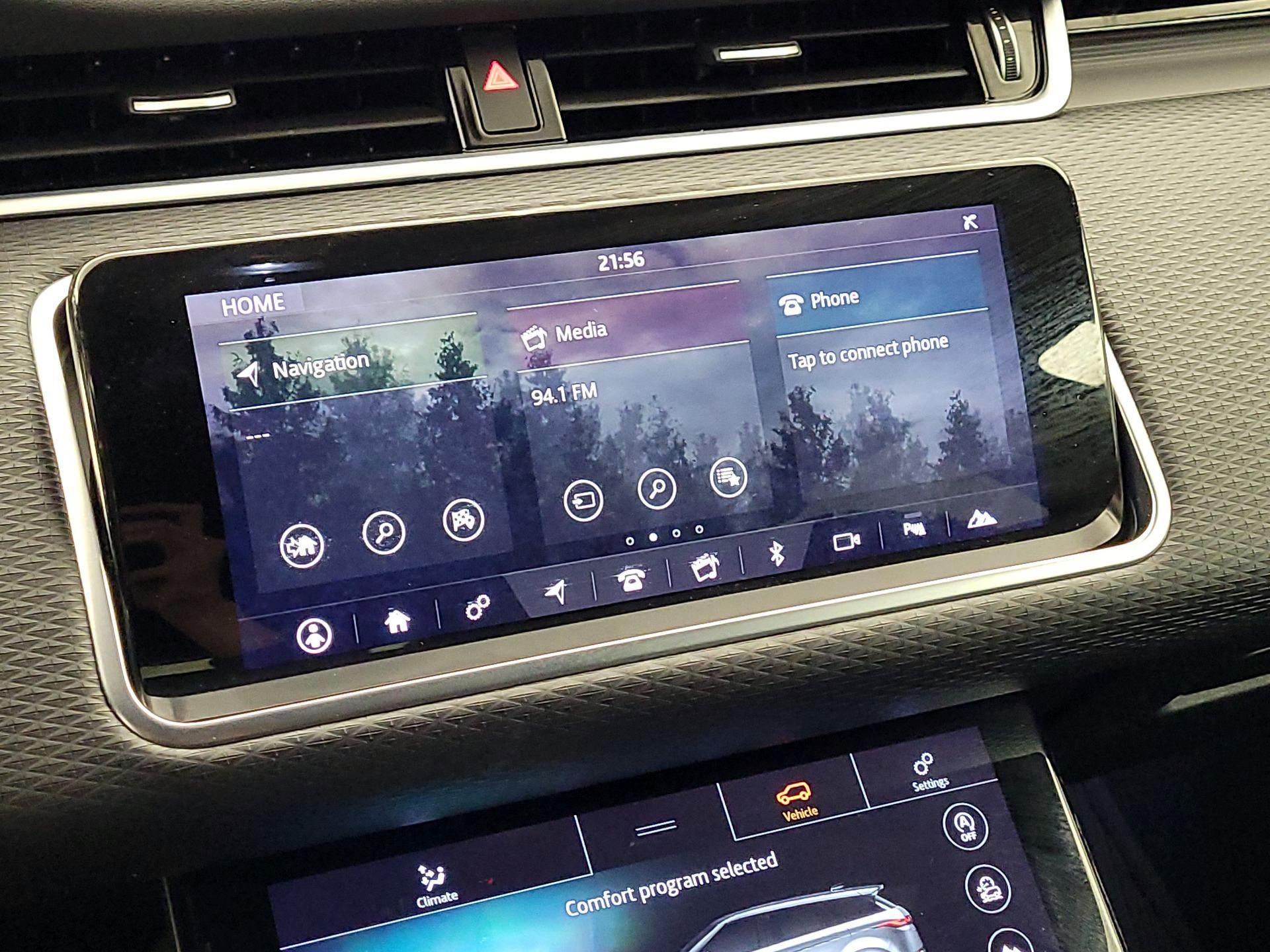 Thumbnail: 2020 Land Rover Range Rover Evoque - 15
