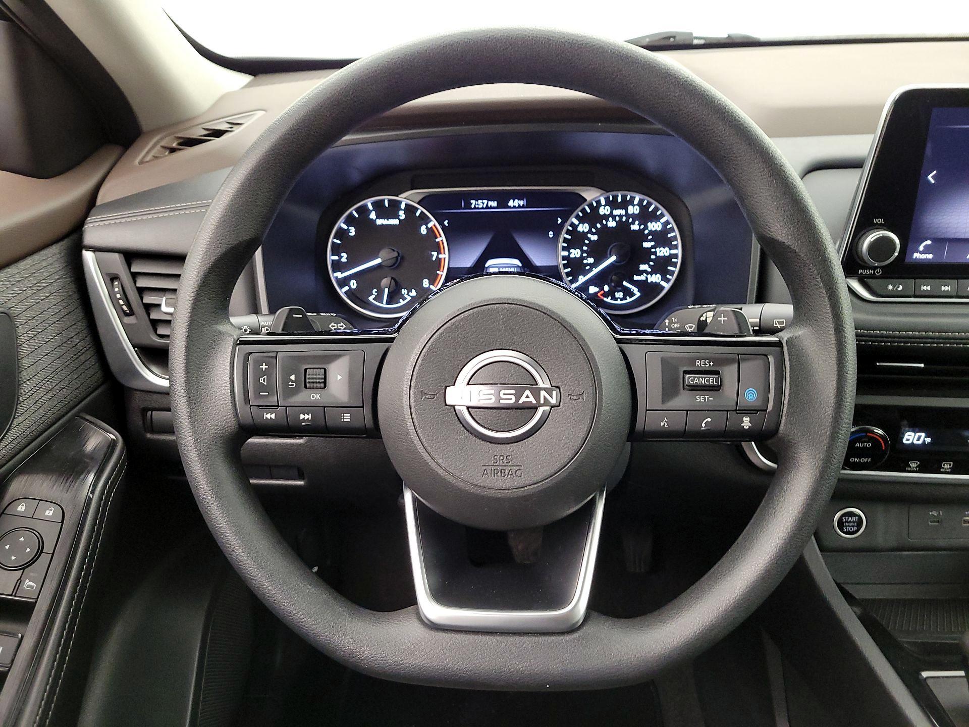 Thumbnail: 2023 Nissan Rogue - 10