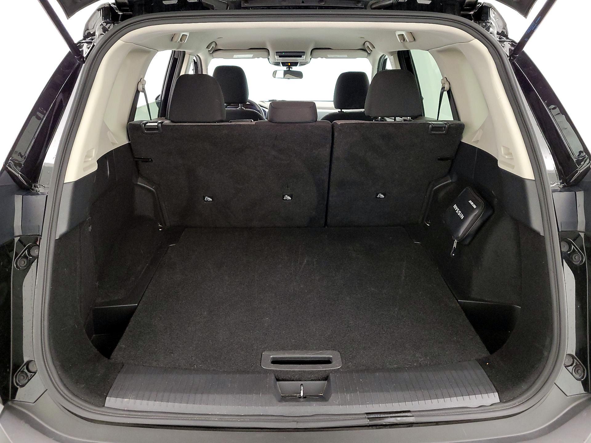 Thumbnail: 2023 Nissan Rogue - 20