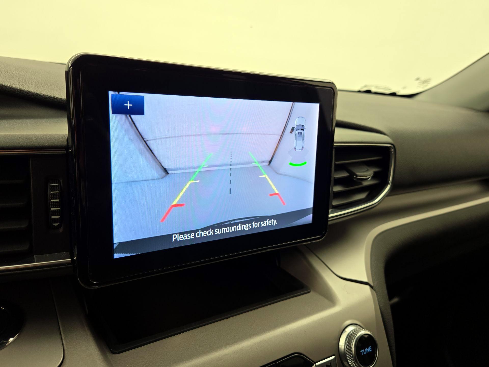 Thumbnail: 2023 Ford Explorer - 14