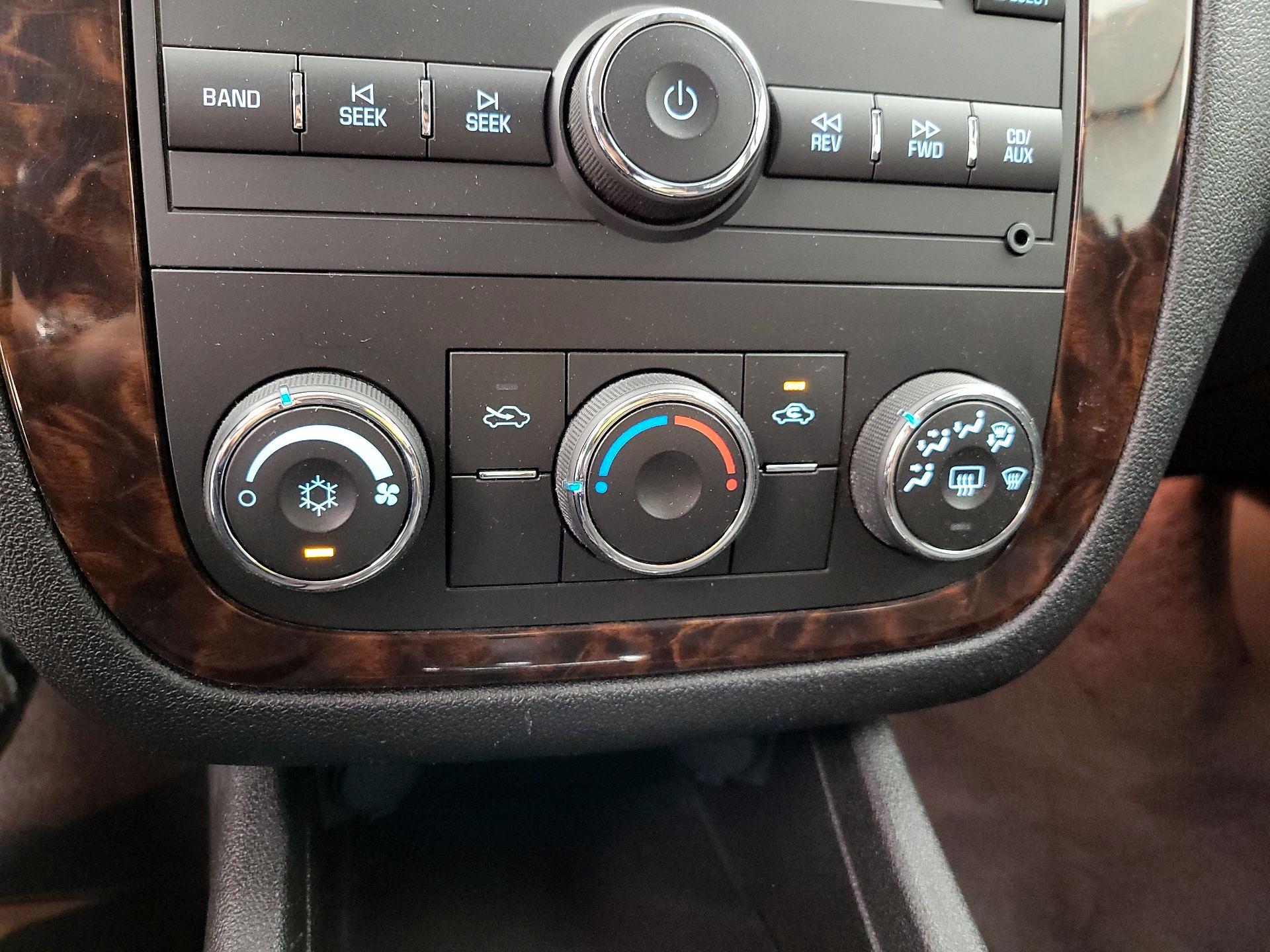 Thumbnail: 2016 Chevrolet Impala - 15