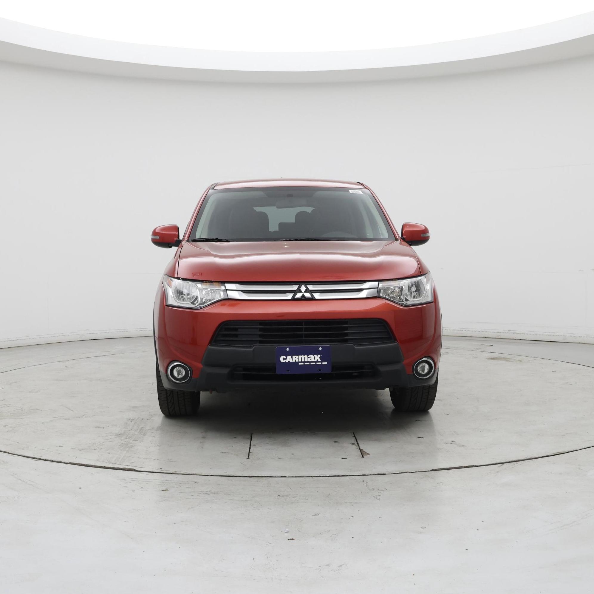 Thumbnail: 2015 Mitsubishi Outlander - 5
