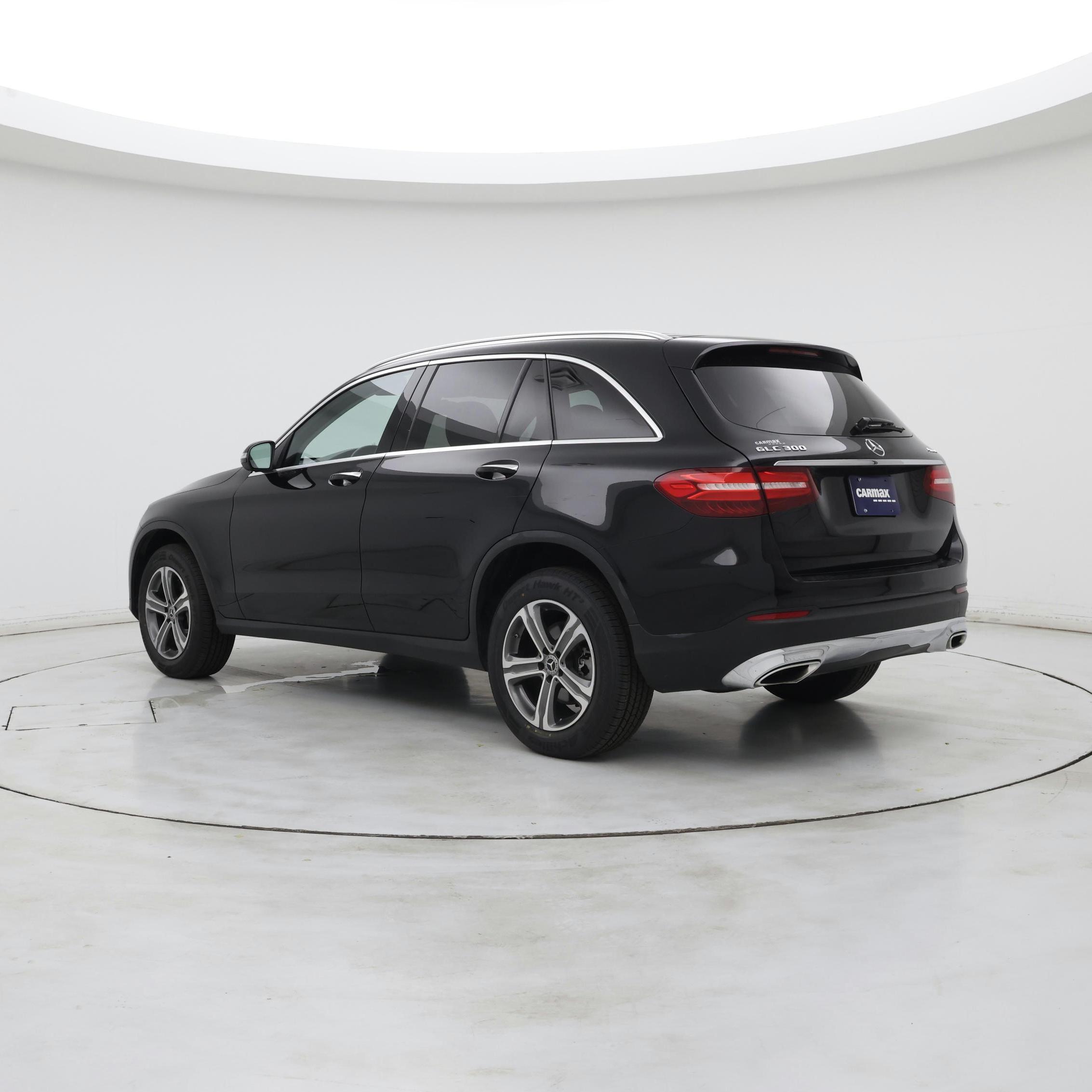 Thumbnail: 2019 Mercedes-Benz GLC - 2