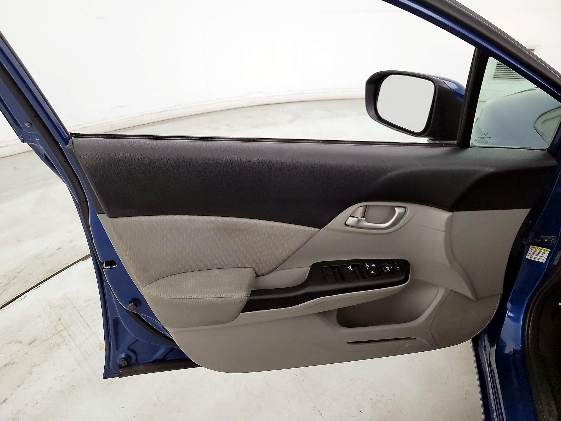 Thumbnail: 2015 Honda Civic - 12