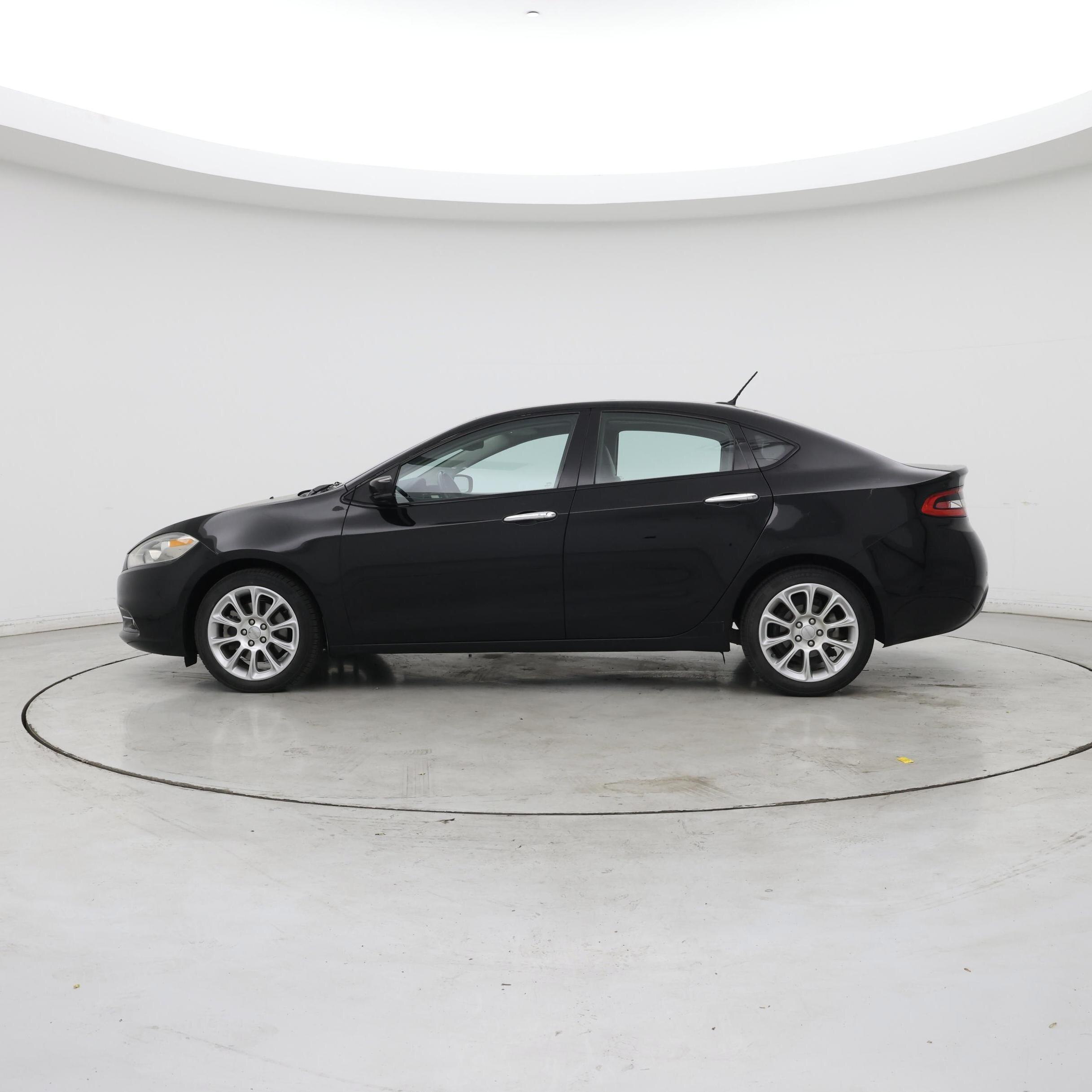 Thumbnail: 2014 Dodge Dart - 3
