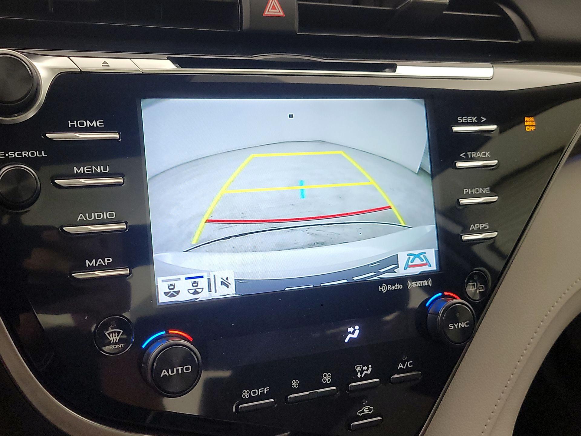 Thumbnail: 2020 Toyota Camry - 14