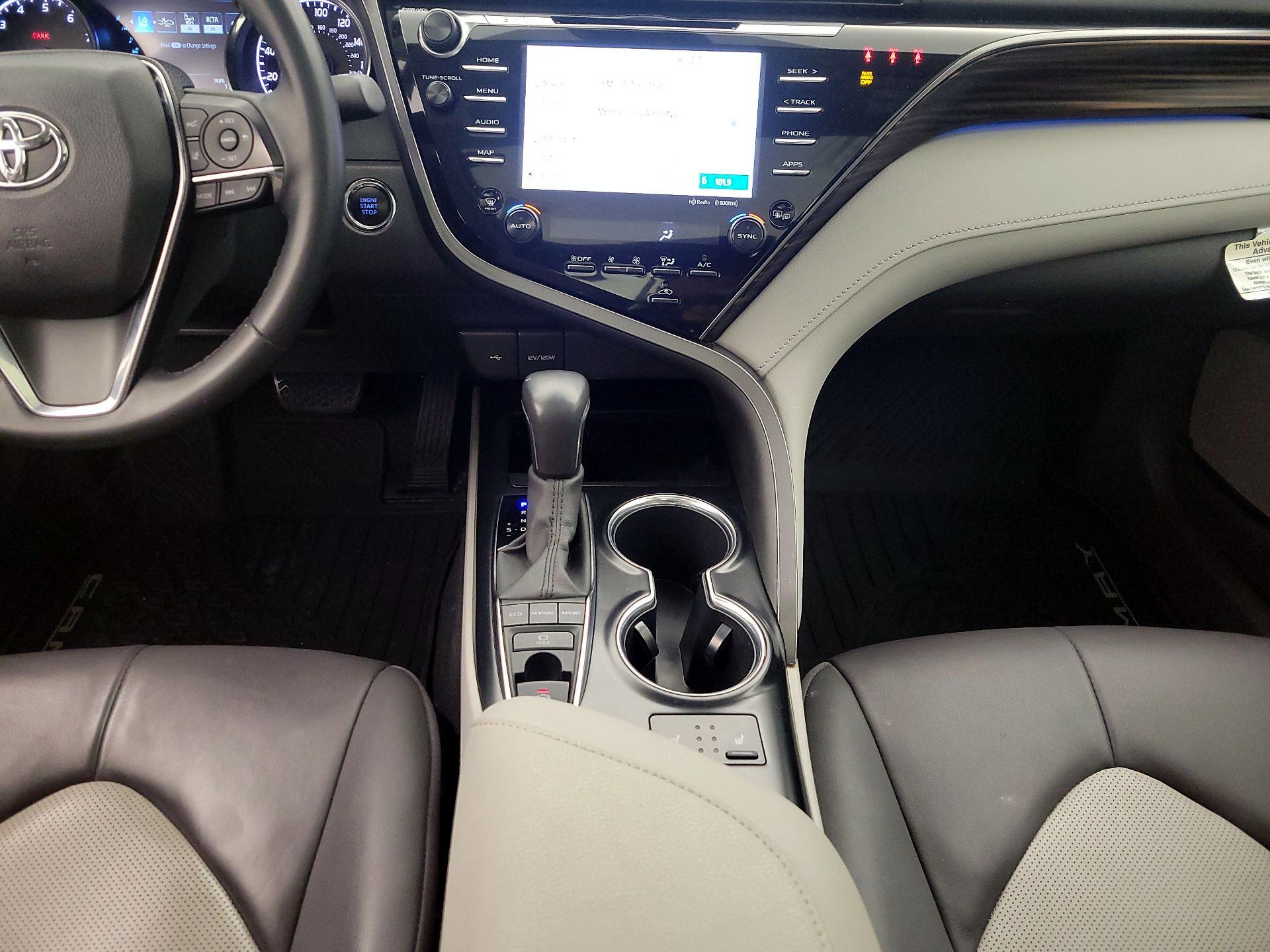 Thumbnail: 2020 Toyota Camry - 17