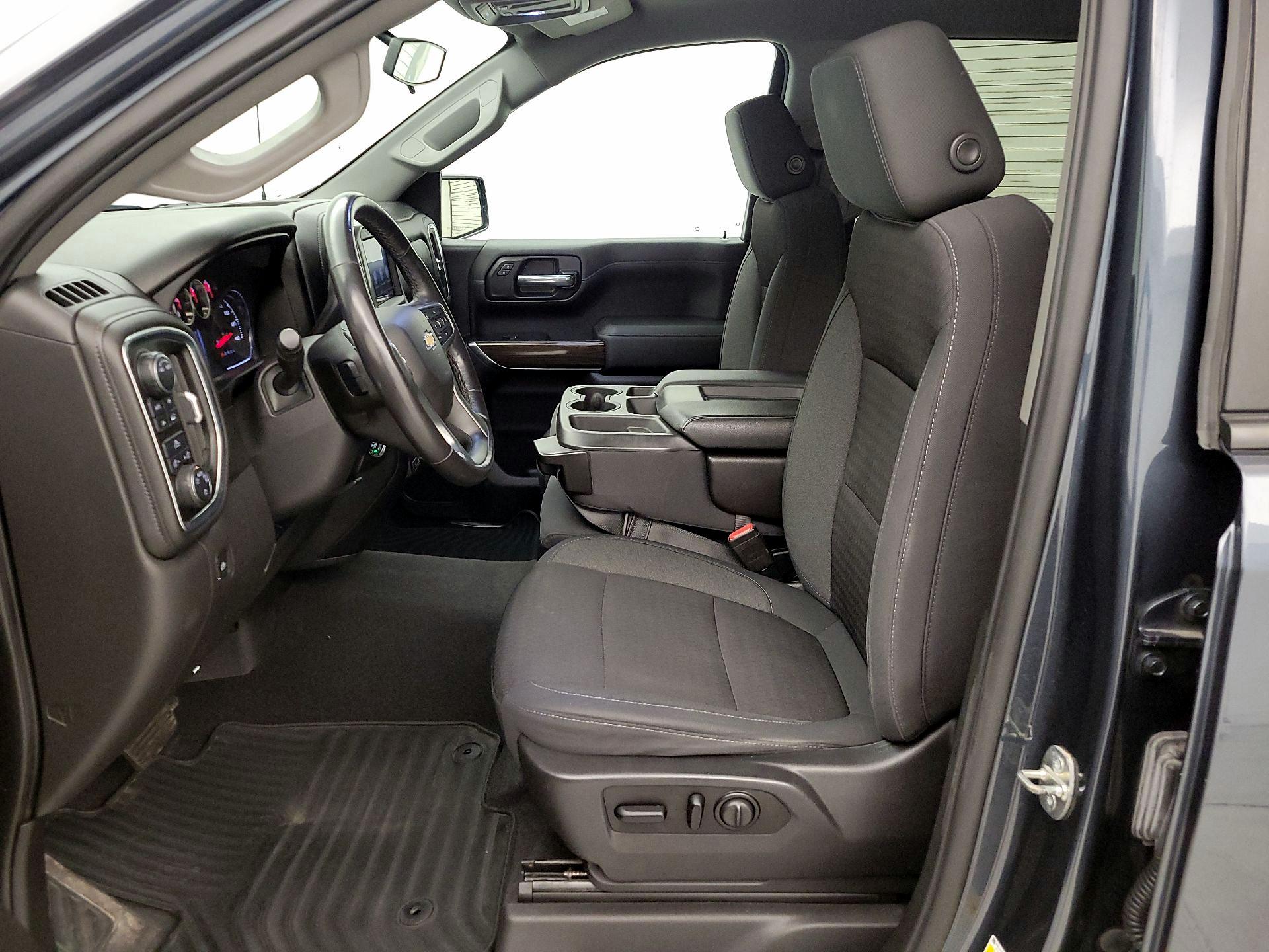 Thumbnail: 2020 Chevrolet Silverado 1500 - 11