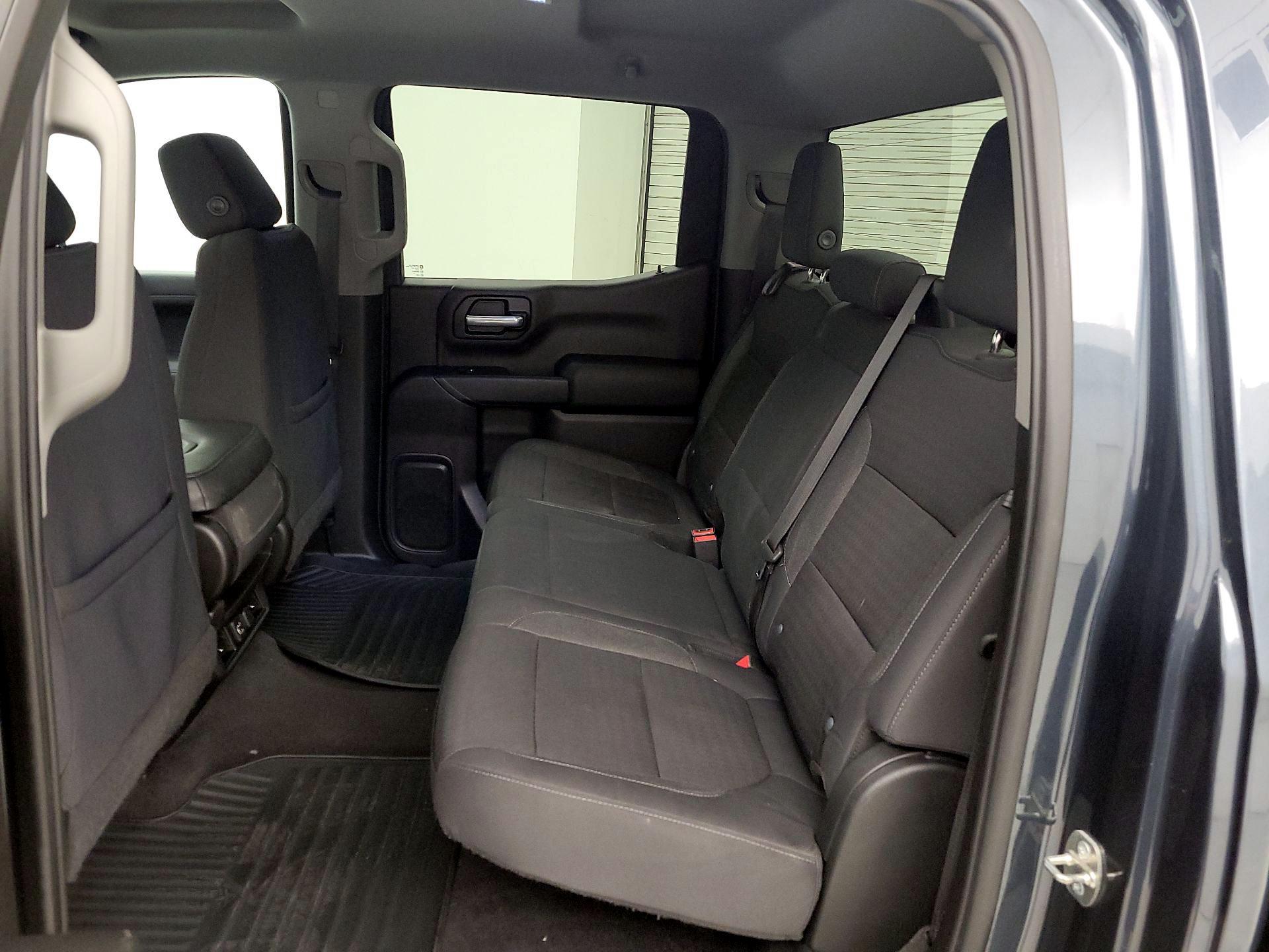 Thumbnail: 2020 Chevrolet Silverado 1500 - 19