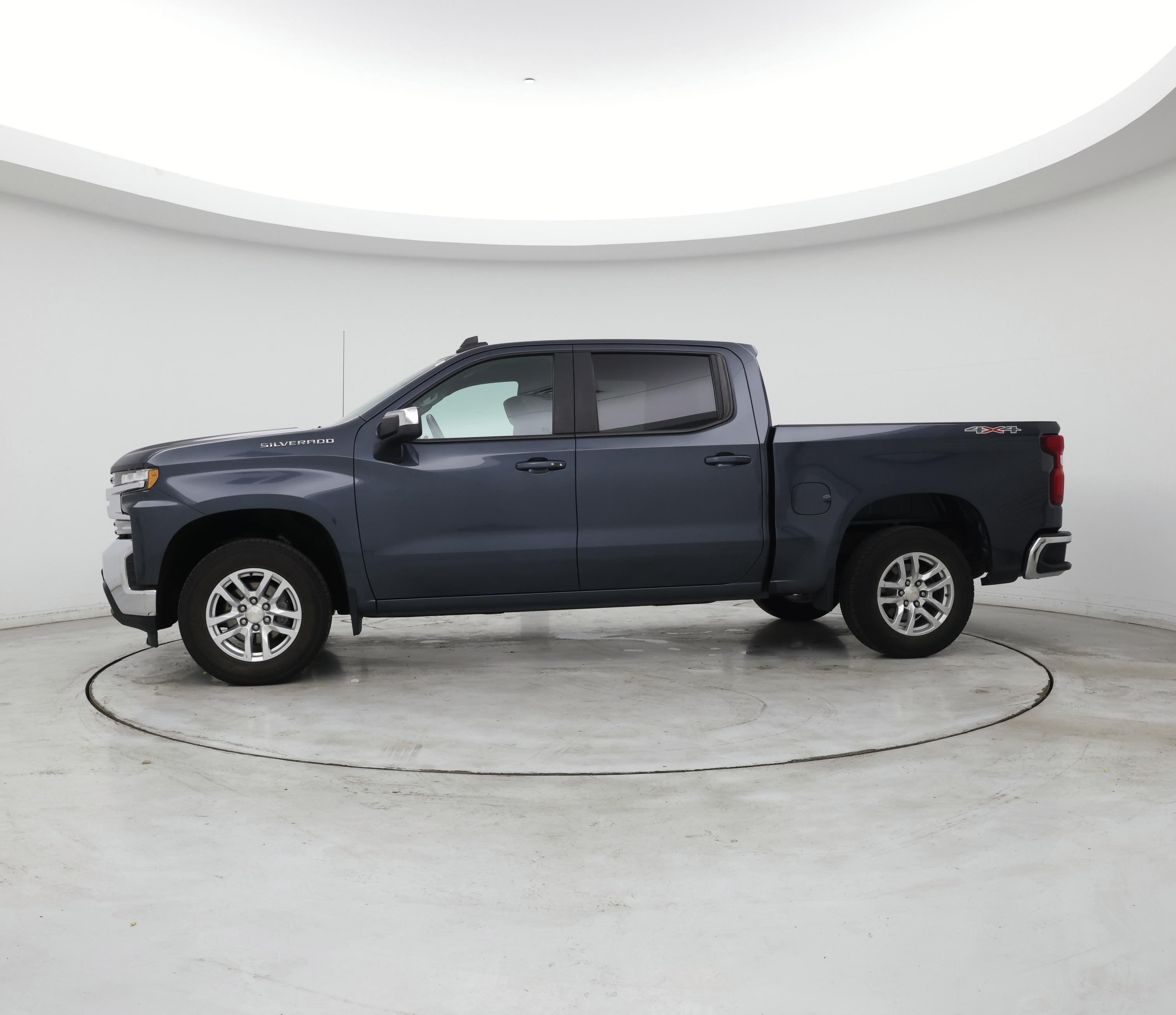 Thumbnail: 2020 Chevrolet Silverado 1500 - 3