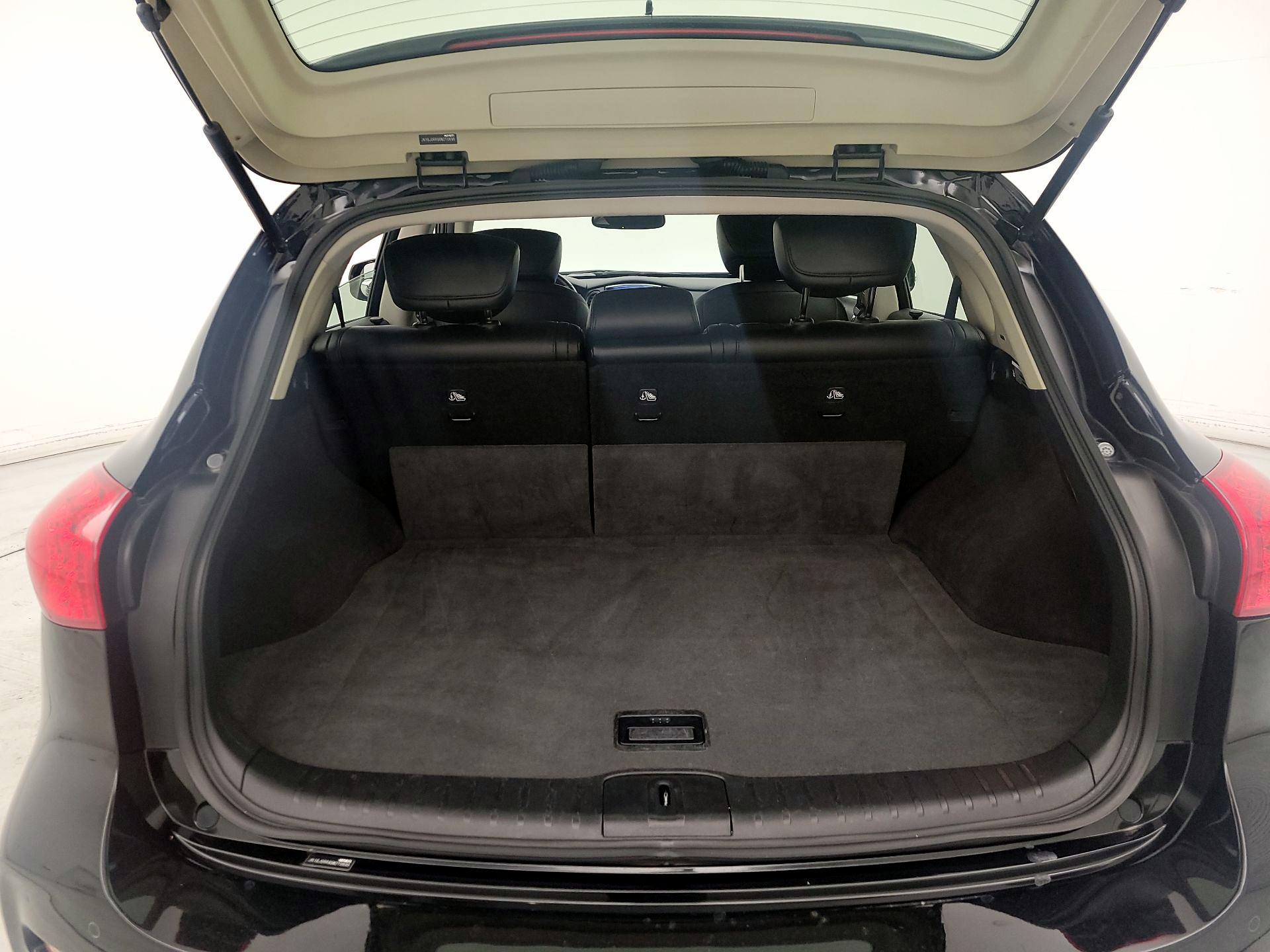 Thumbnail: 2016 INFINITI QX50 - 20