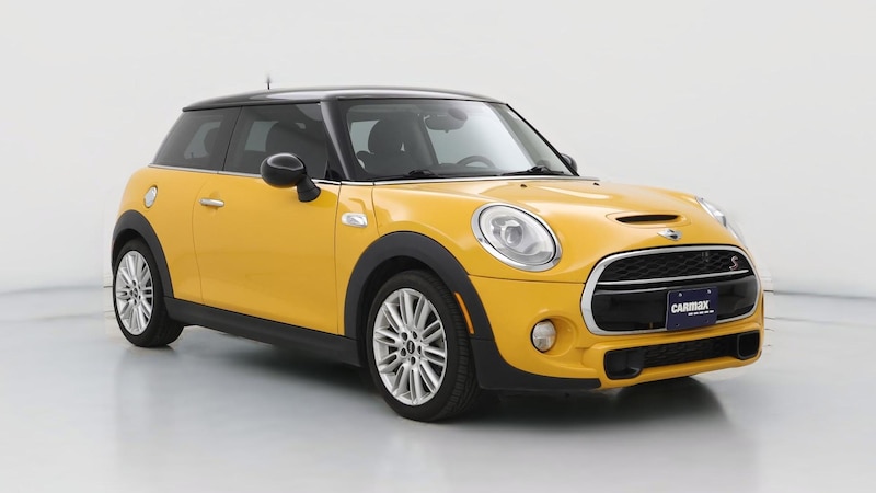2015 MINI Cooper Hardtop S Hero Image