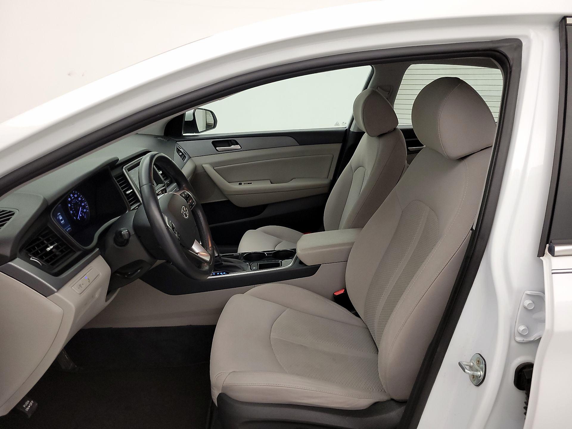 Thumbnail: 2018 Hyundai Sonata - 11