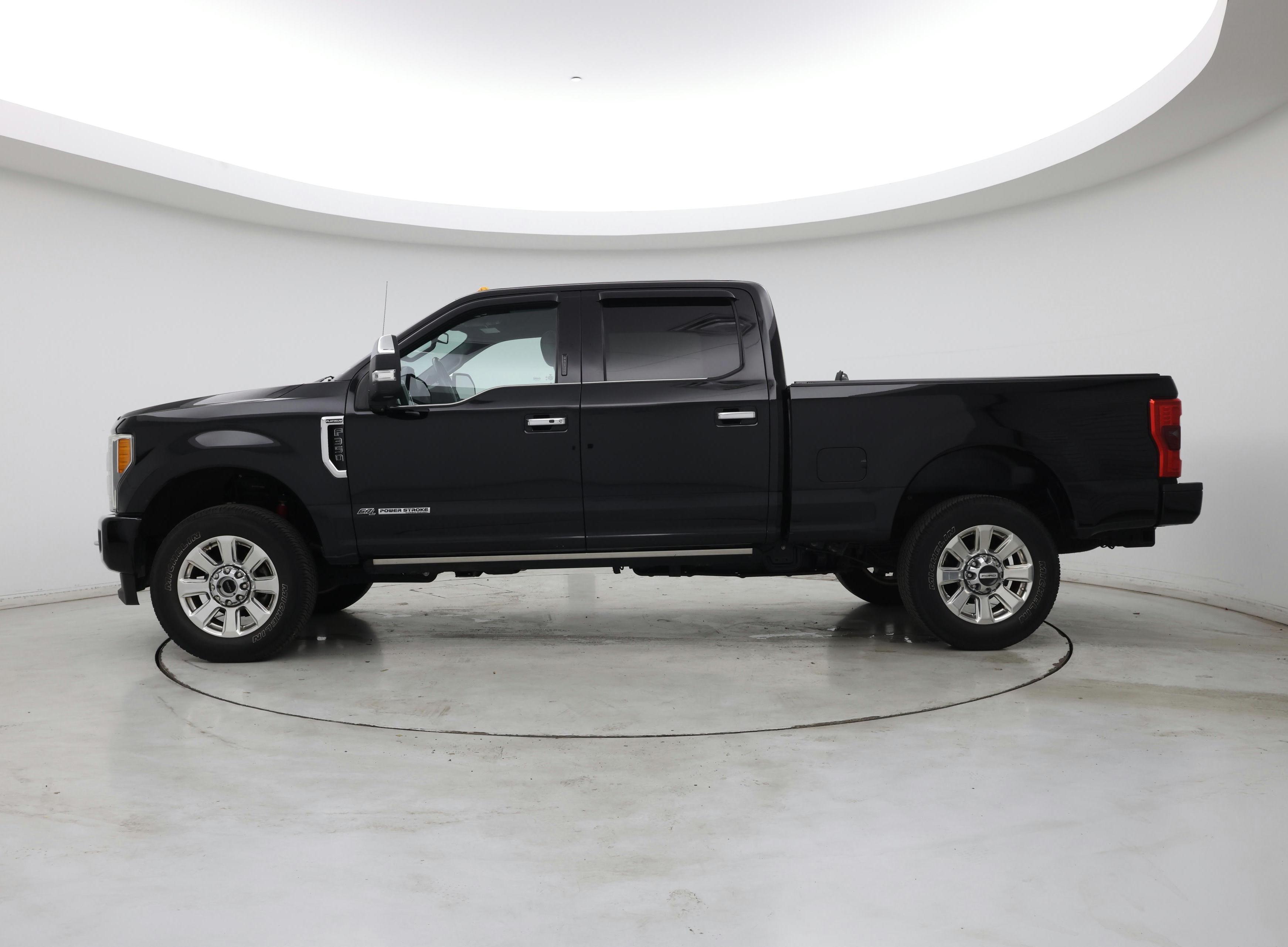 Thumbnail: 2017 Ford F-350 - 3