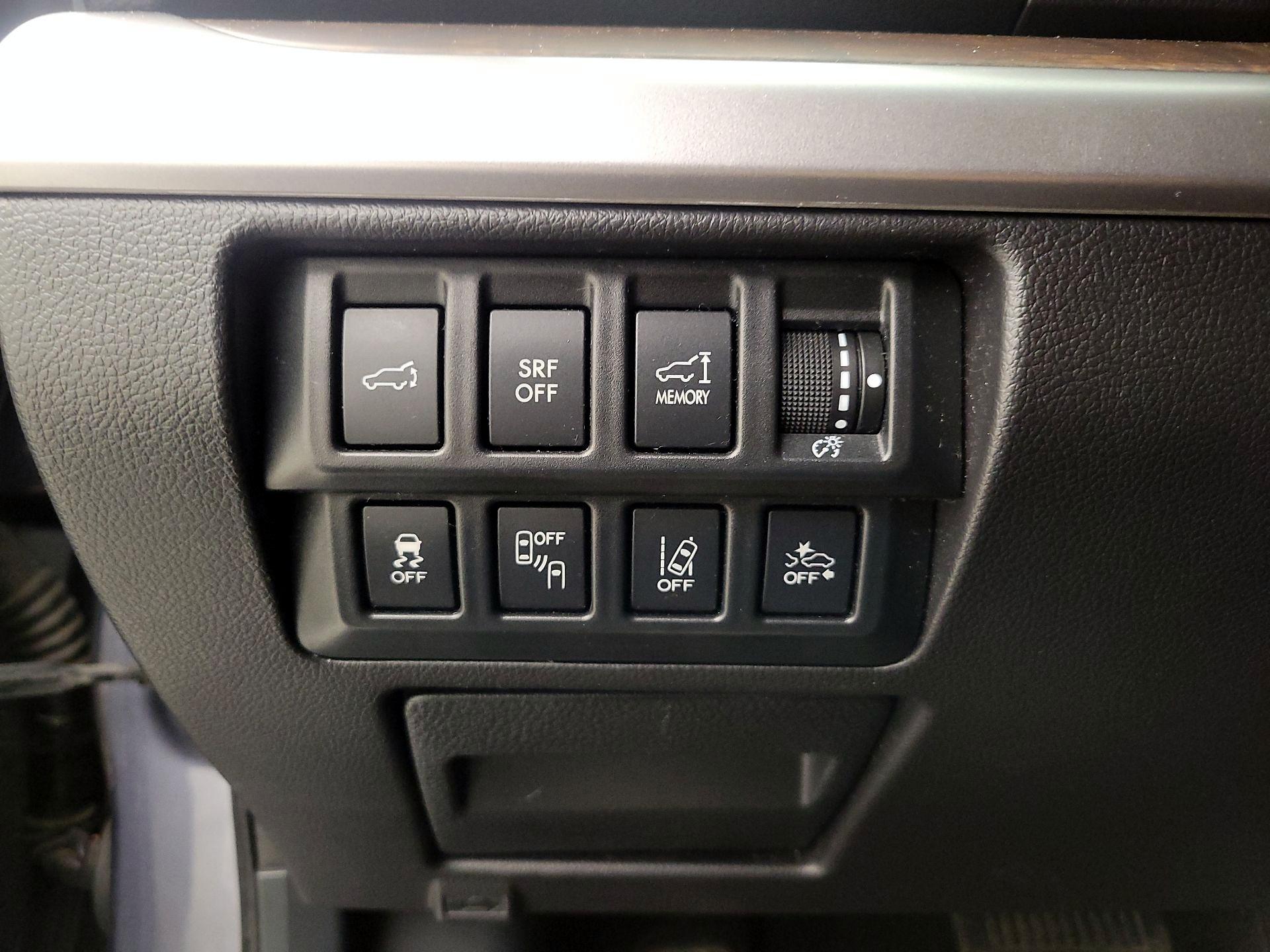 Thumbnail: 2016 Subaru Outback - 13