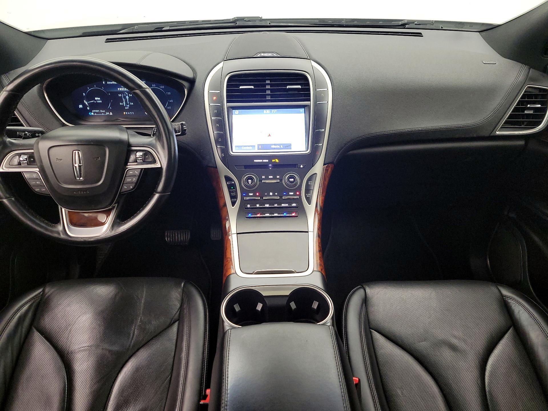 Thumbnail: 2019 Lincoln Nautilus - 9