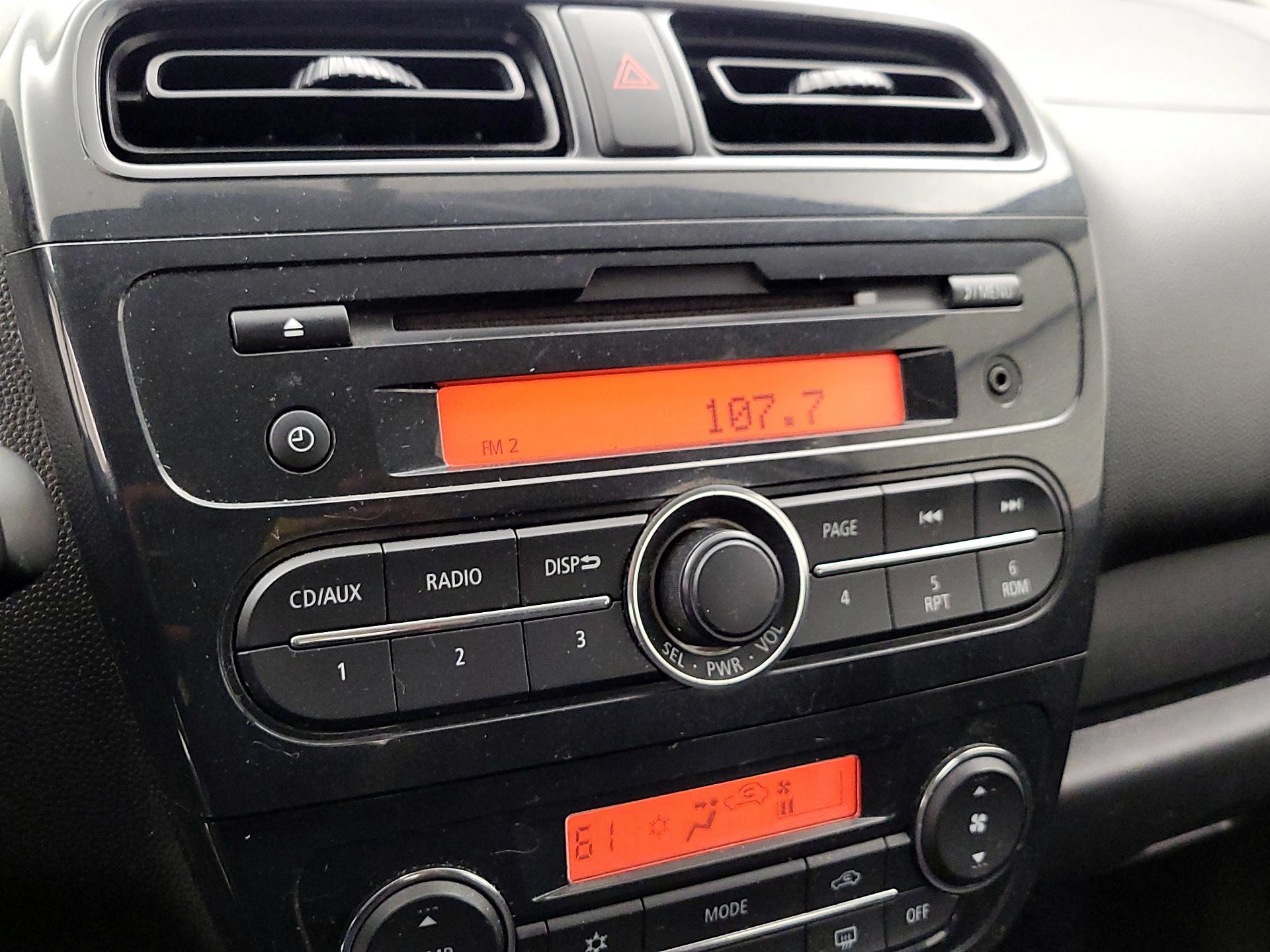 Thumbnail: 2015 Mitsubishi Mirage - 14