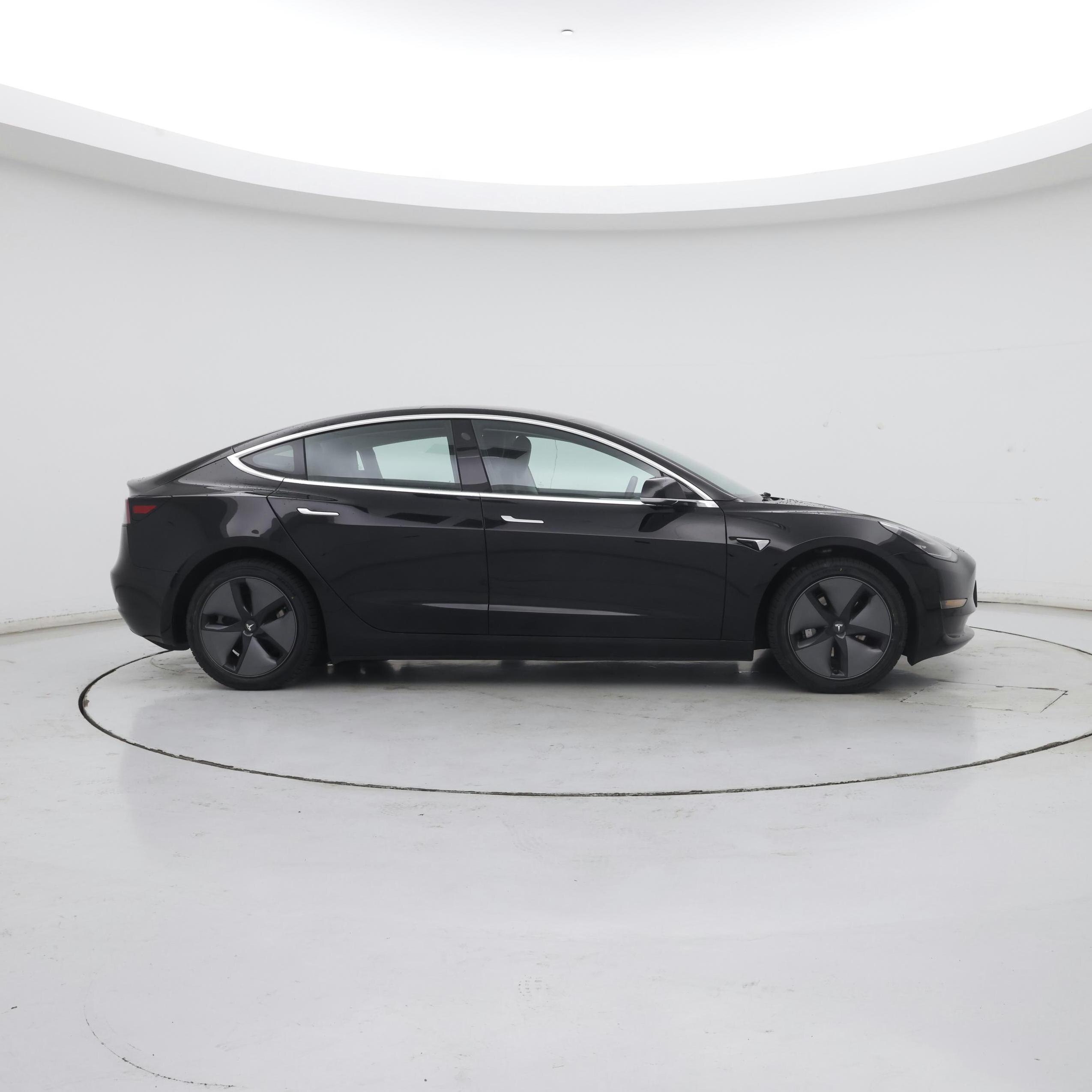 Thumbnail: 2019 Tesla Model 3 - 7