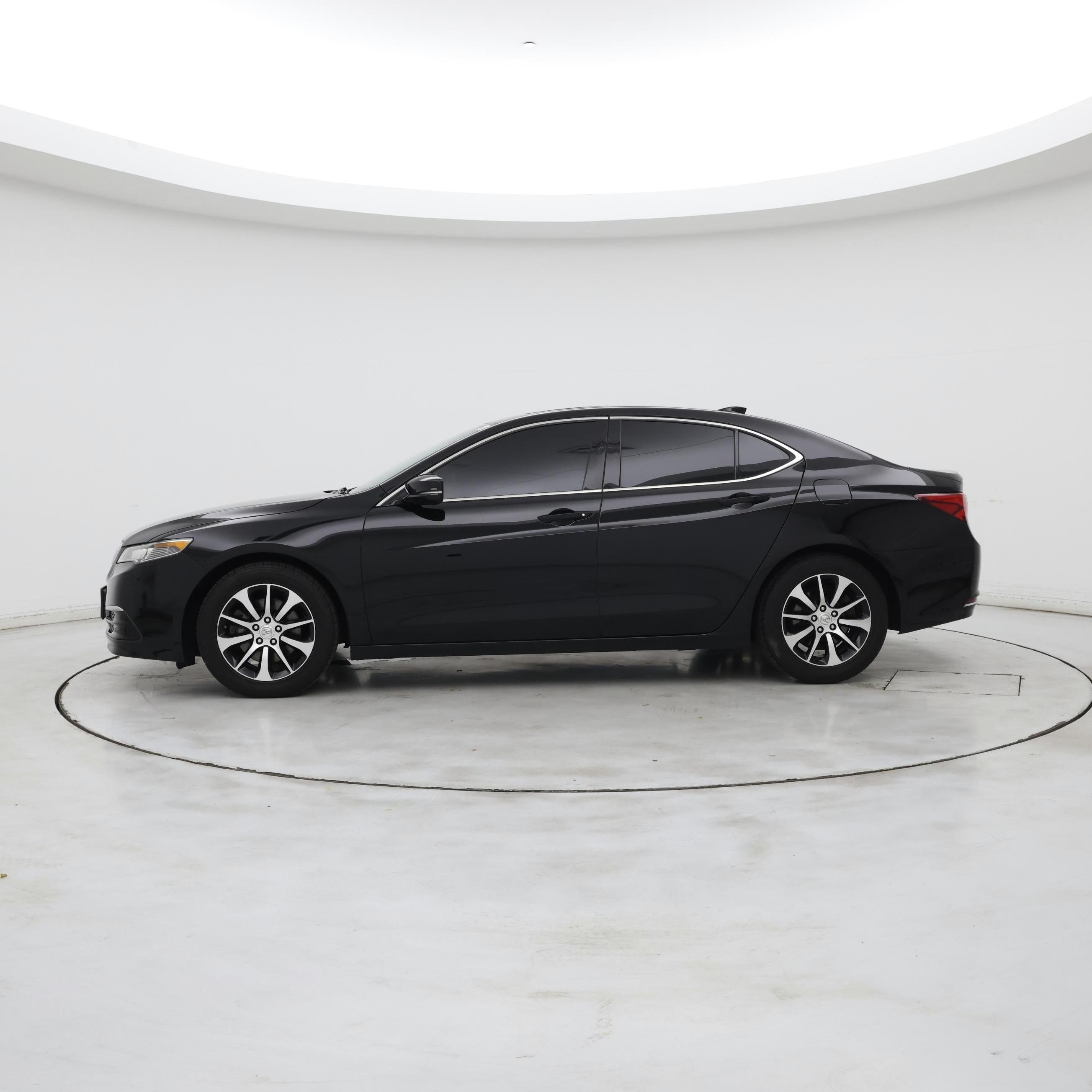 Thumbnail: 2017 Acura TLX - 3
