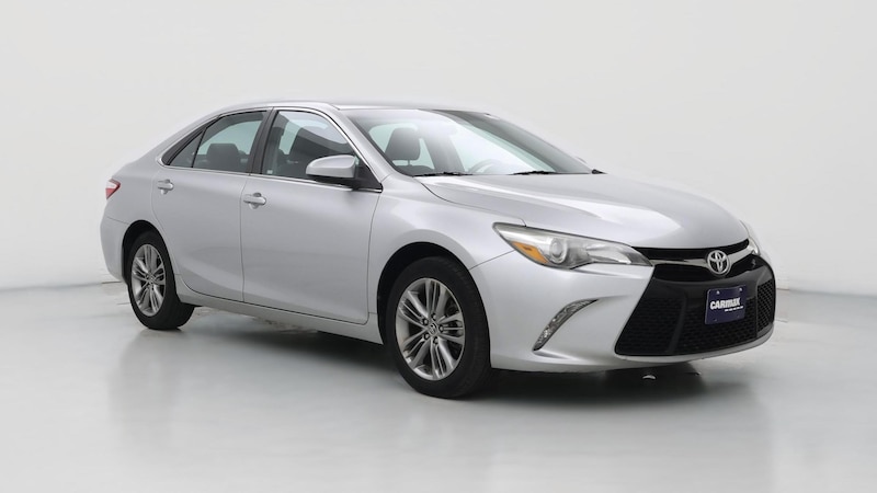 2016 Toyota Camry SE Hero Image