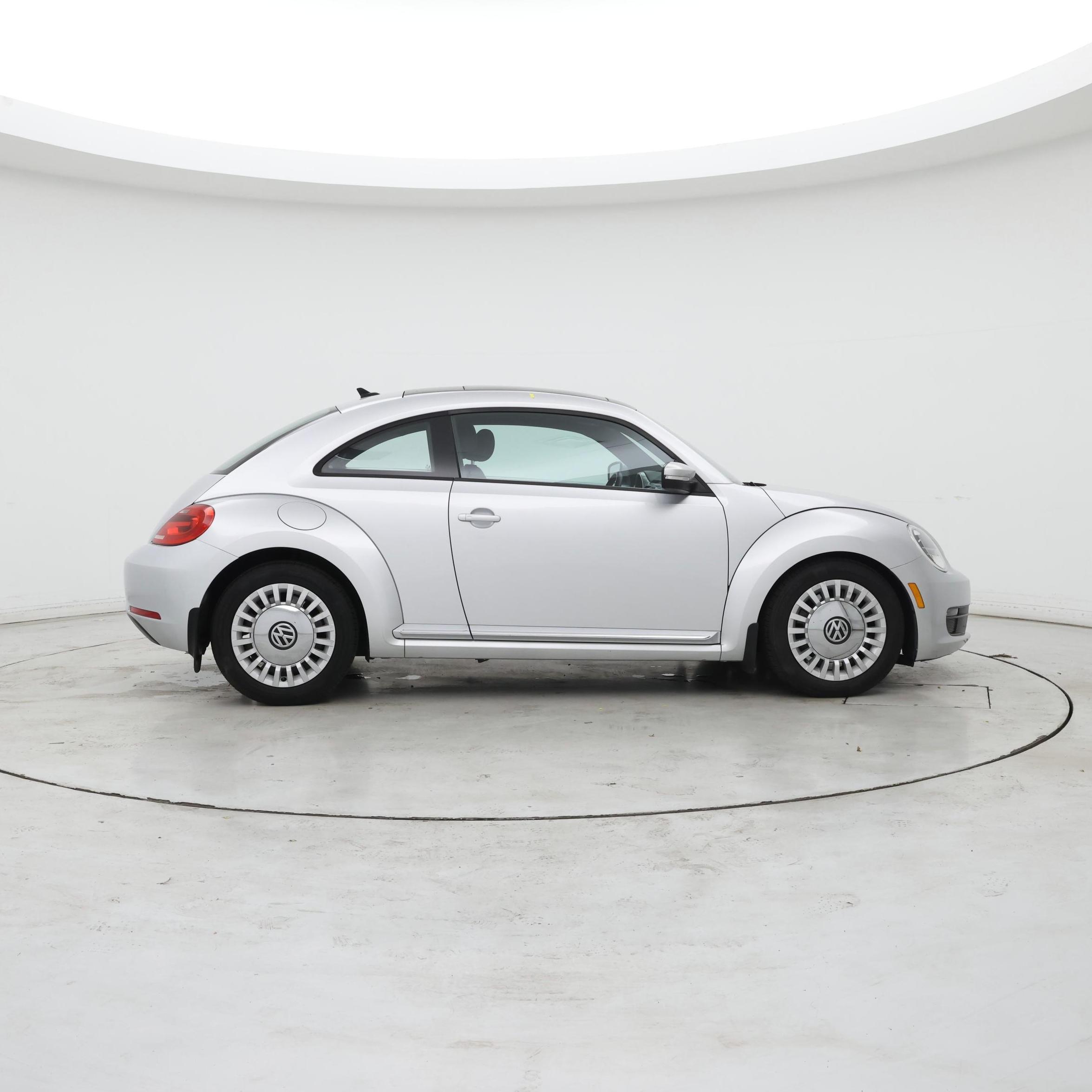 Thumbnail: 2013 Volkswagen Beetle - 7