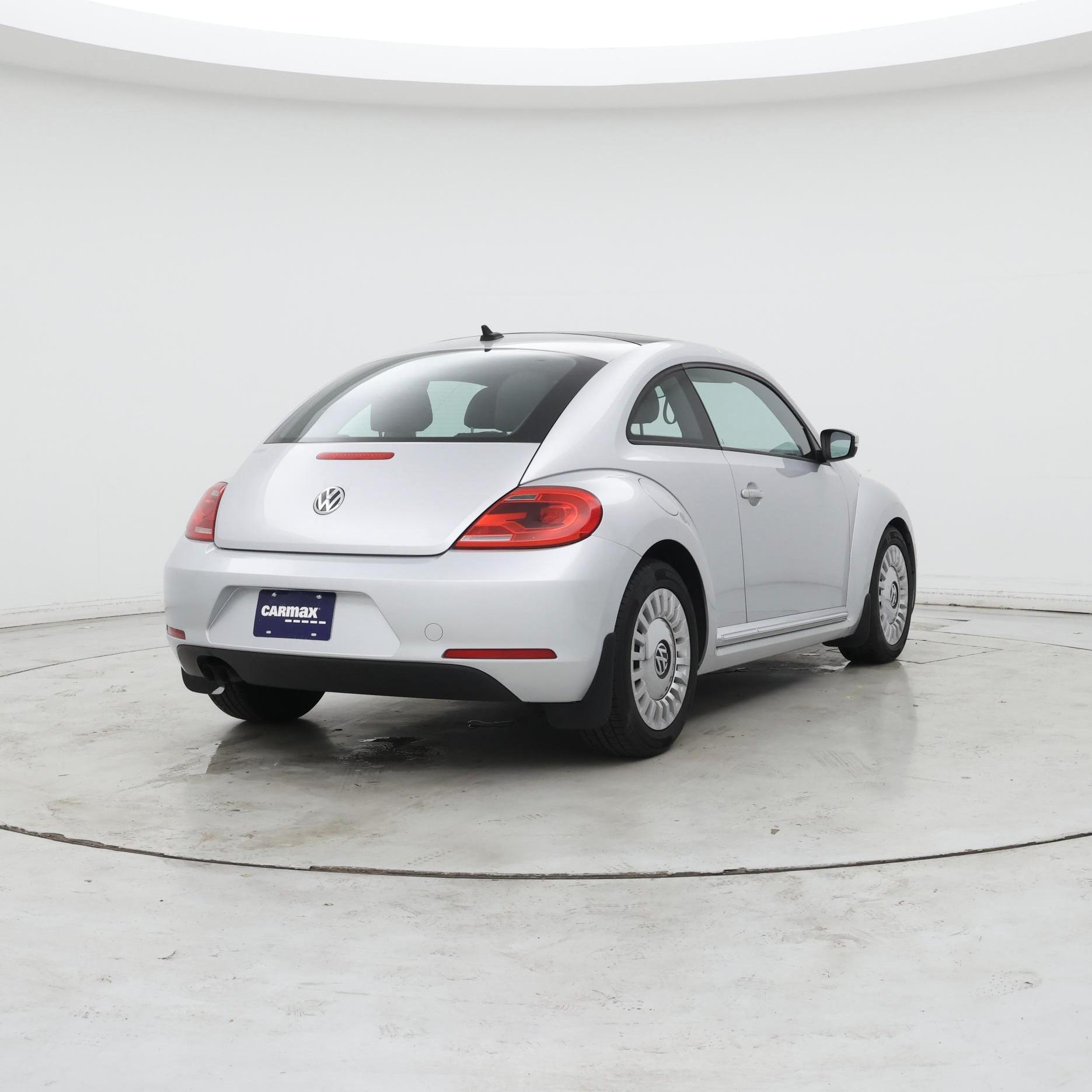 Thumbnail: 2013 Volkswagen Beetle - 8