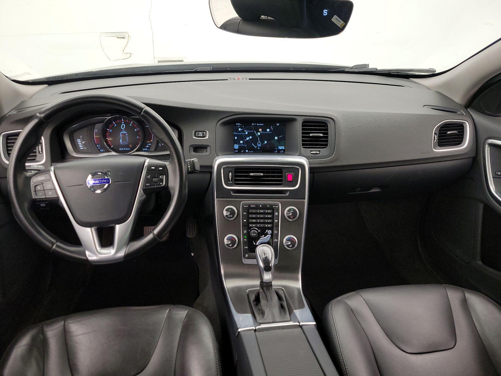 Thumbnail: 2015 Volvo S60 - 9