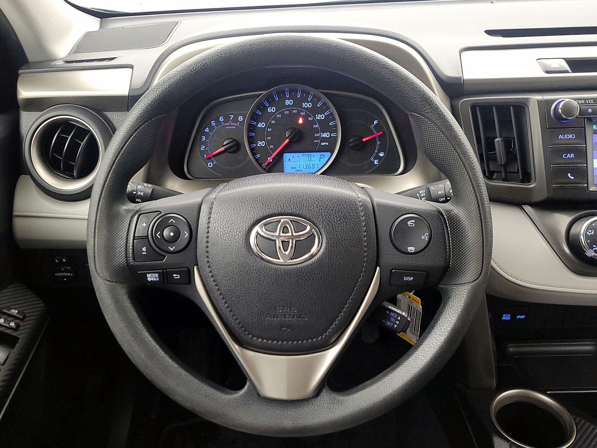 Thumbnail: 2014 Toyota RAV4 - 10